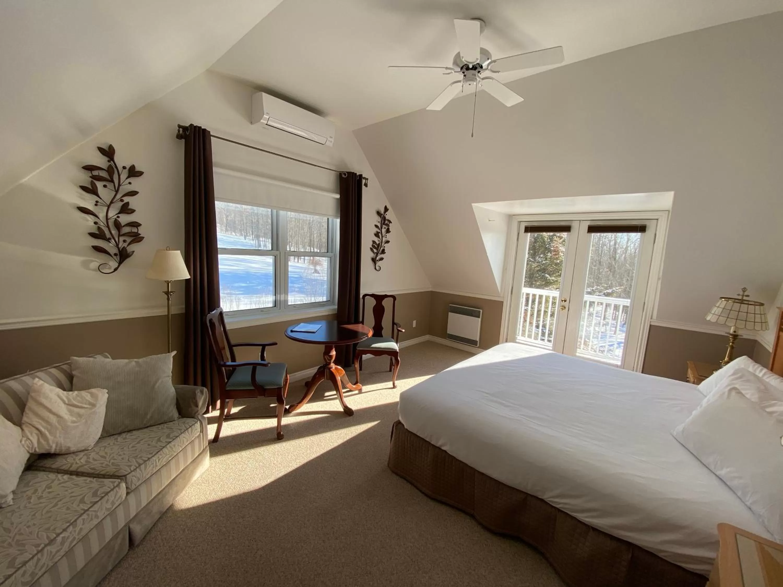 Bed in Auberge Le Tricorne