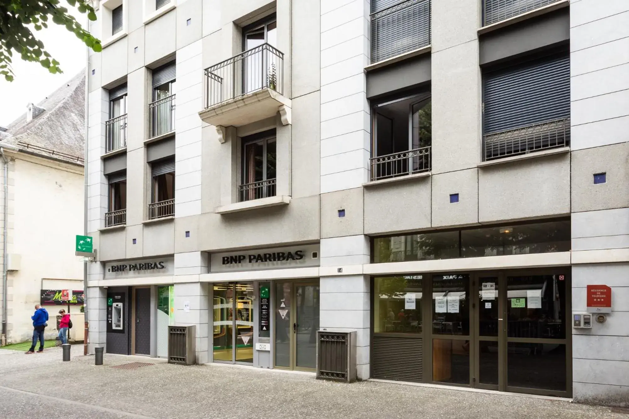 Street view in Vacancéole - Résidence Illixon Street view in Vacancéole - Résidence Illixon