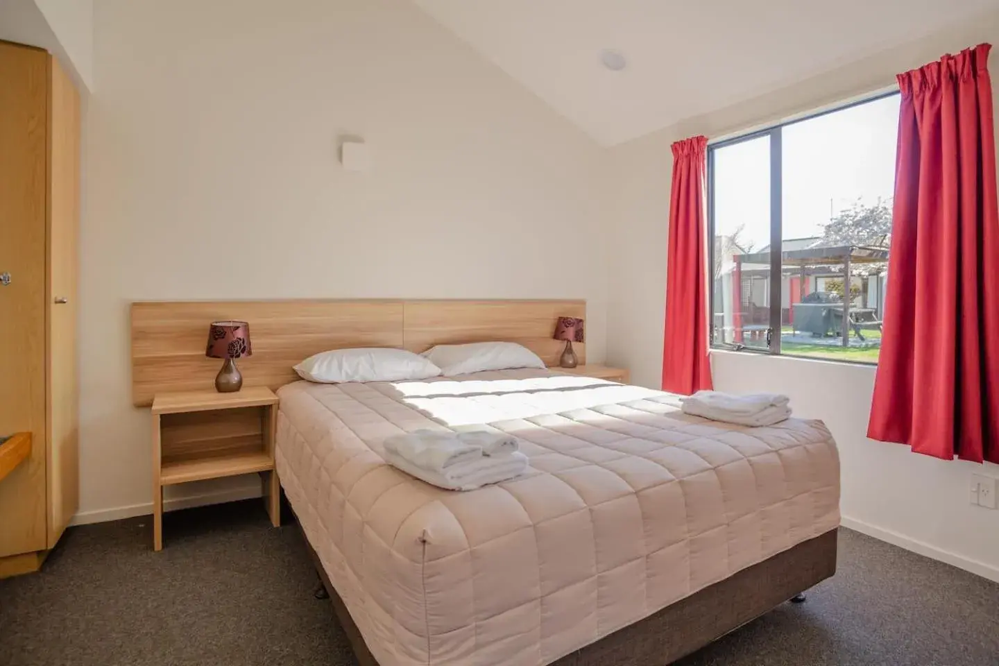 Bedroom, Bed in Christchurch Park Motel