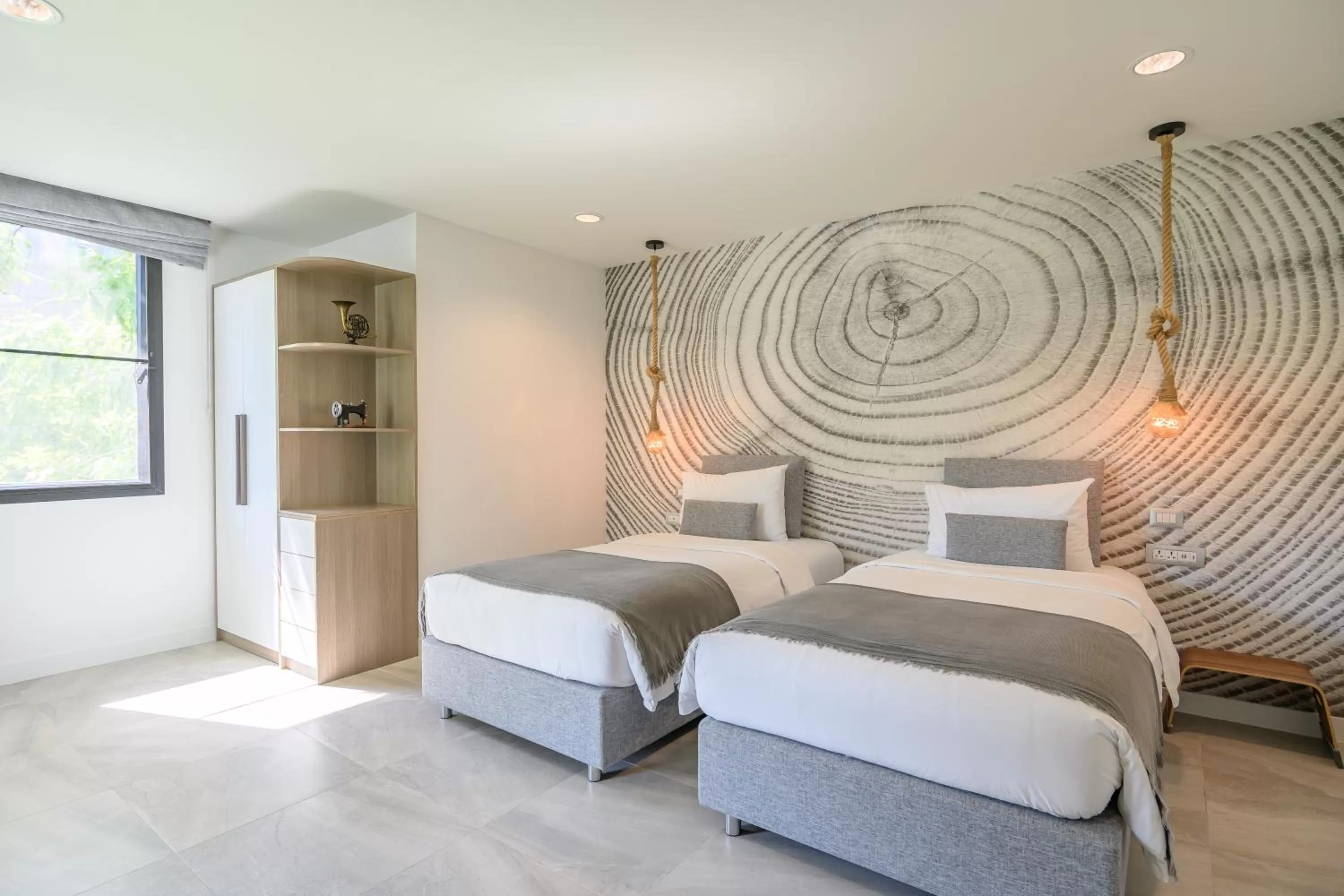 Bedroom, Bed in Benviar Tonson Residence