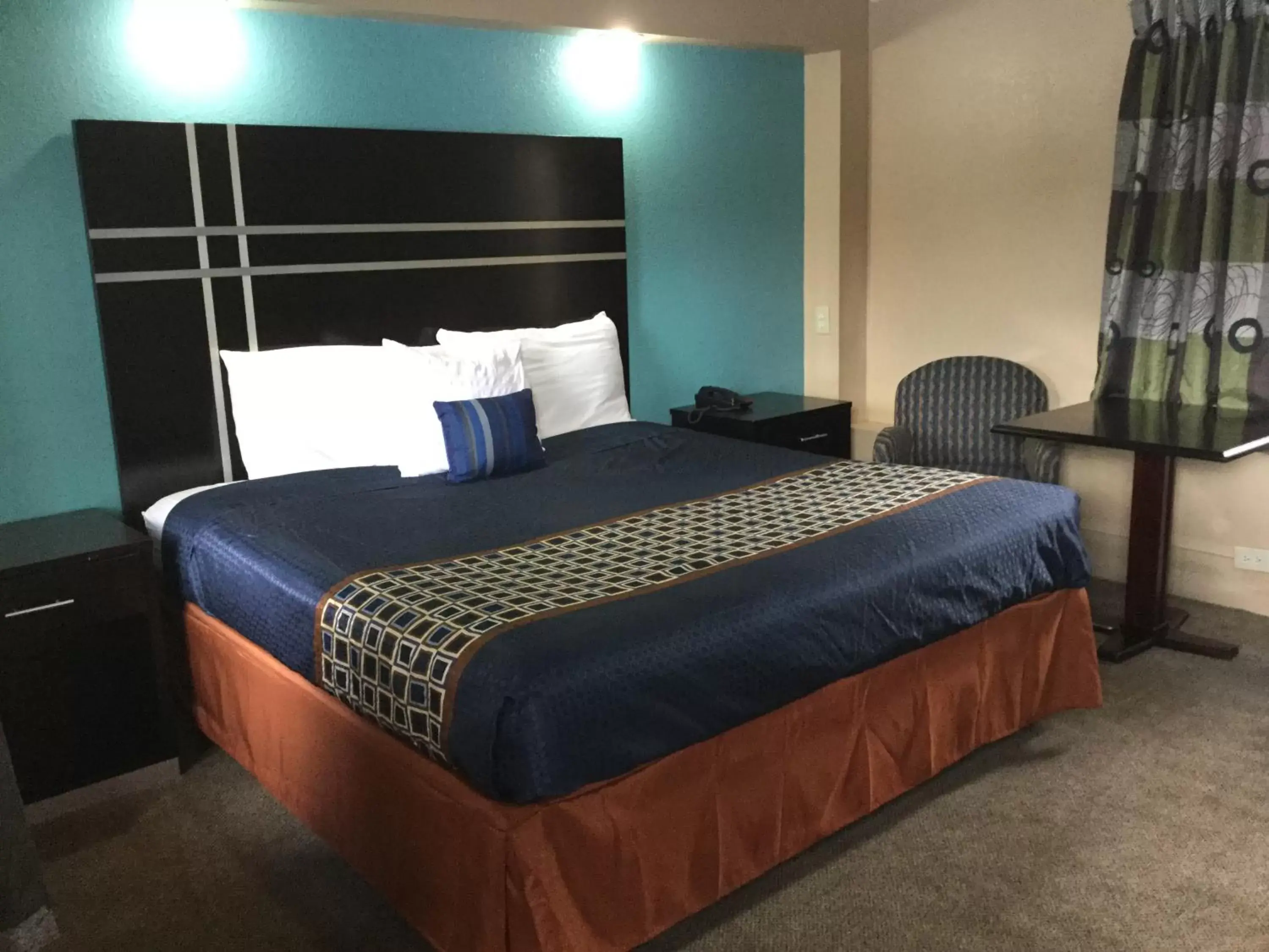 Bed in Best Motel