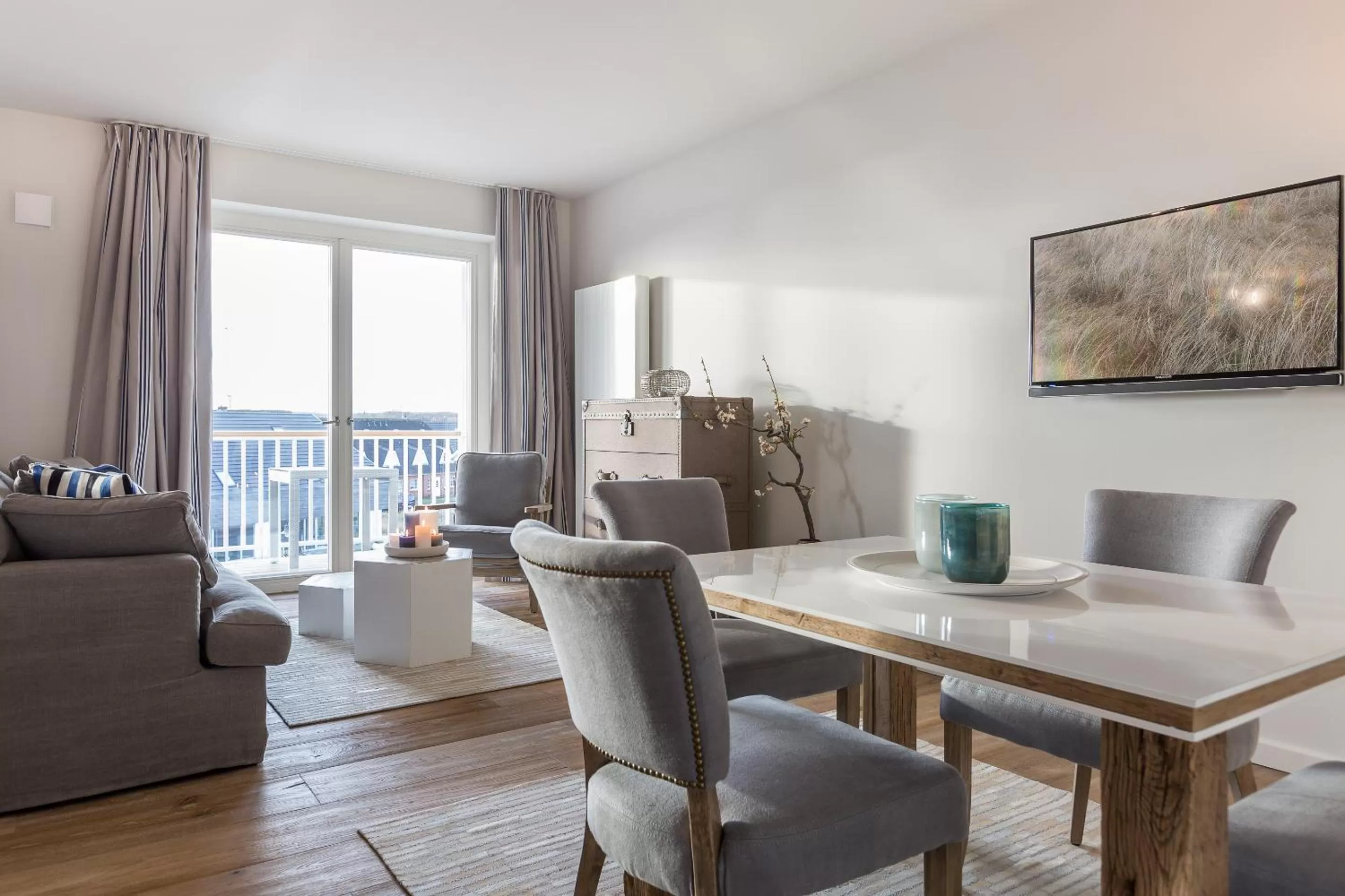 TV and multimedia in Easy Living