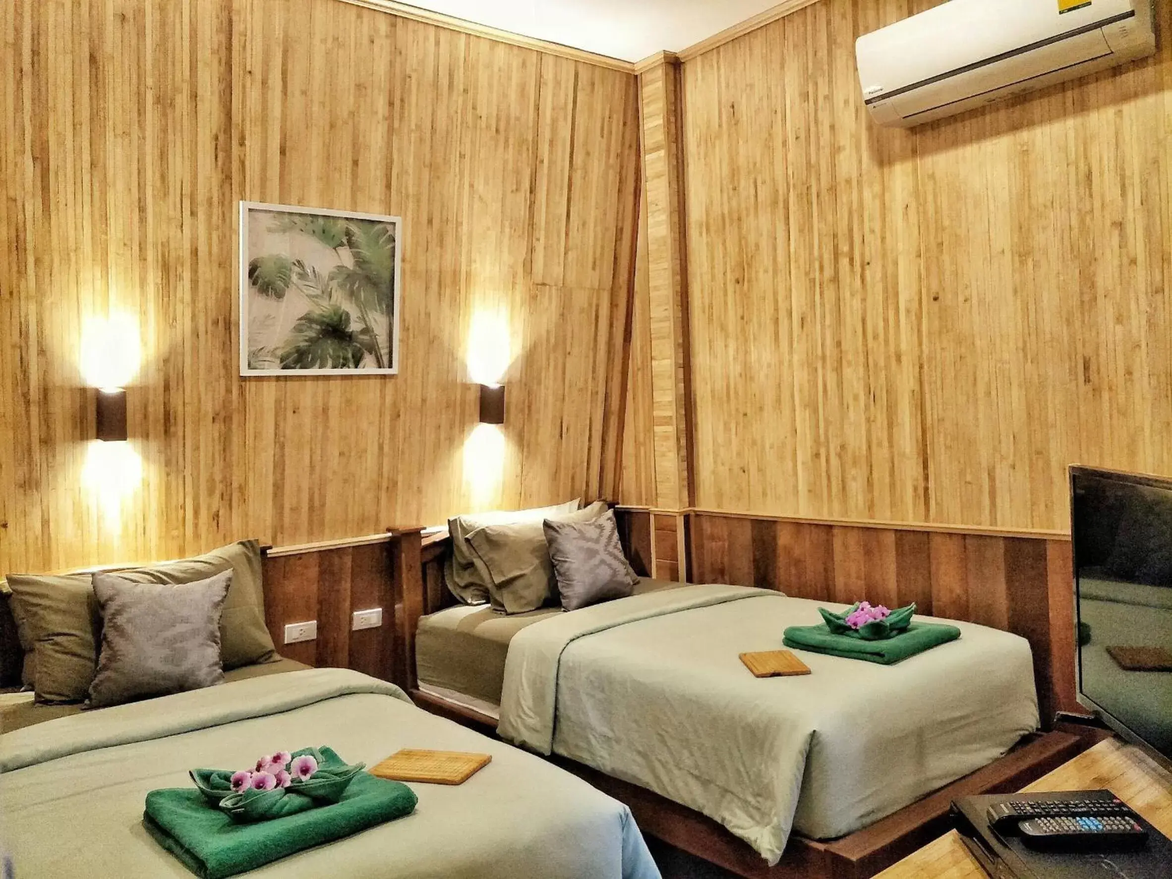Bedroom, Bed in Koh Kood Beach Resort