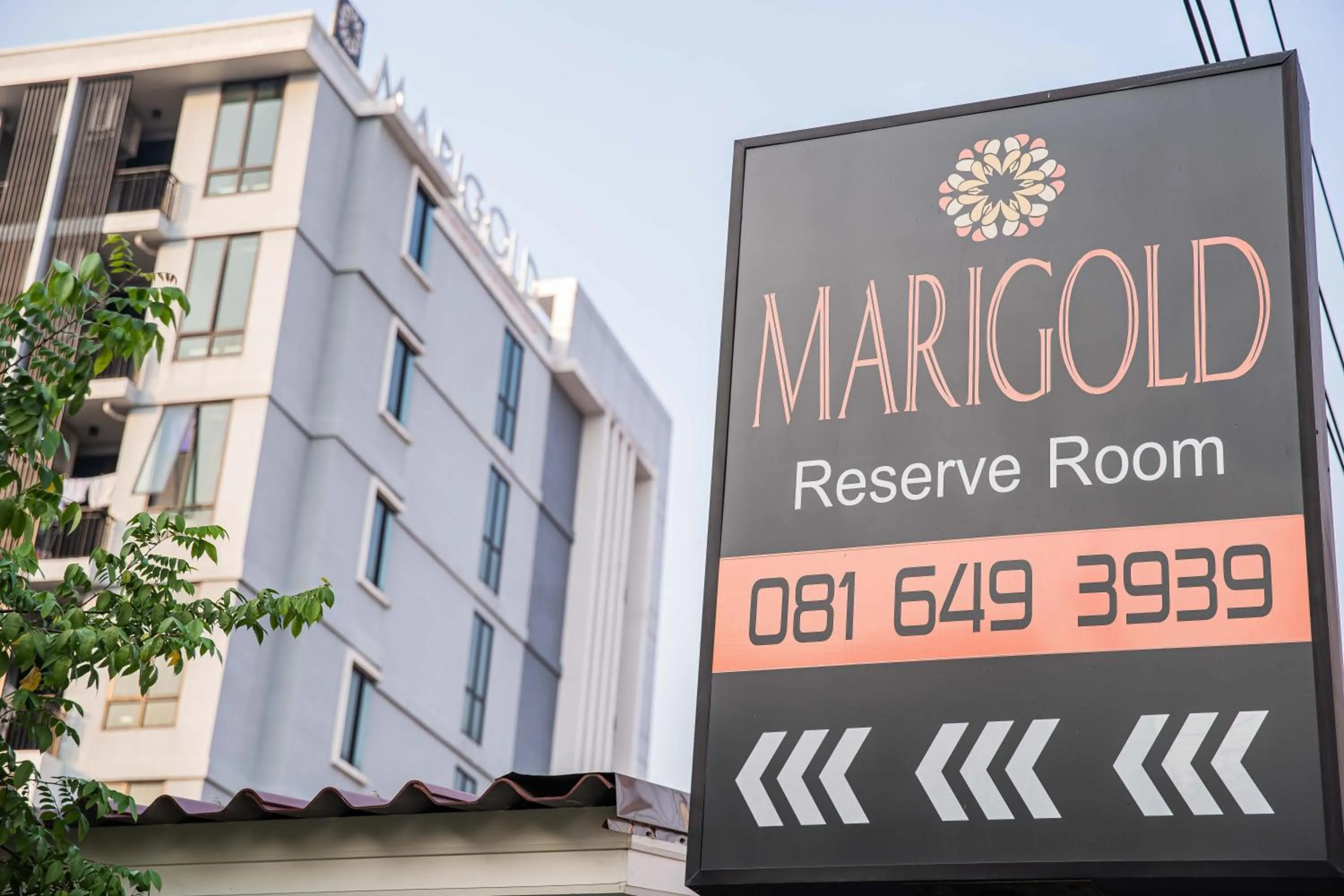 Marigold Sukhumvit - Free Shuttle to BTS Bearing Station