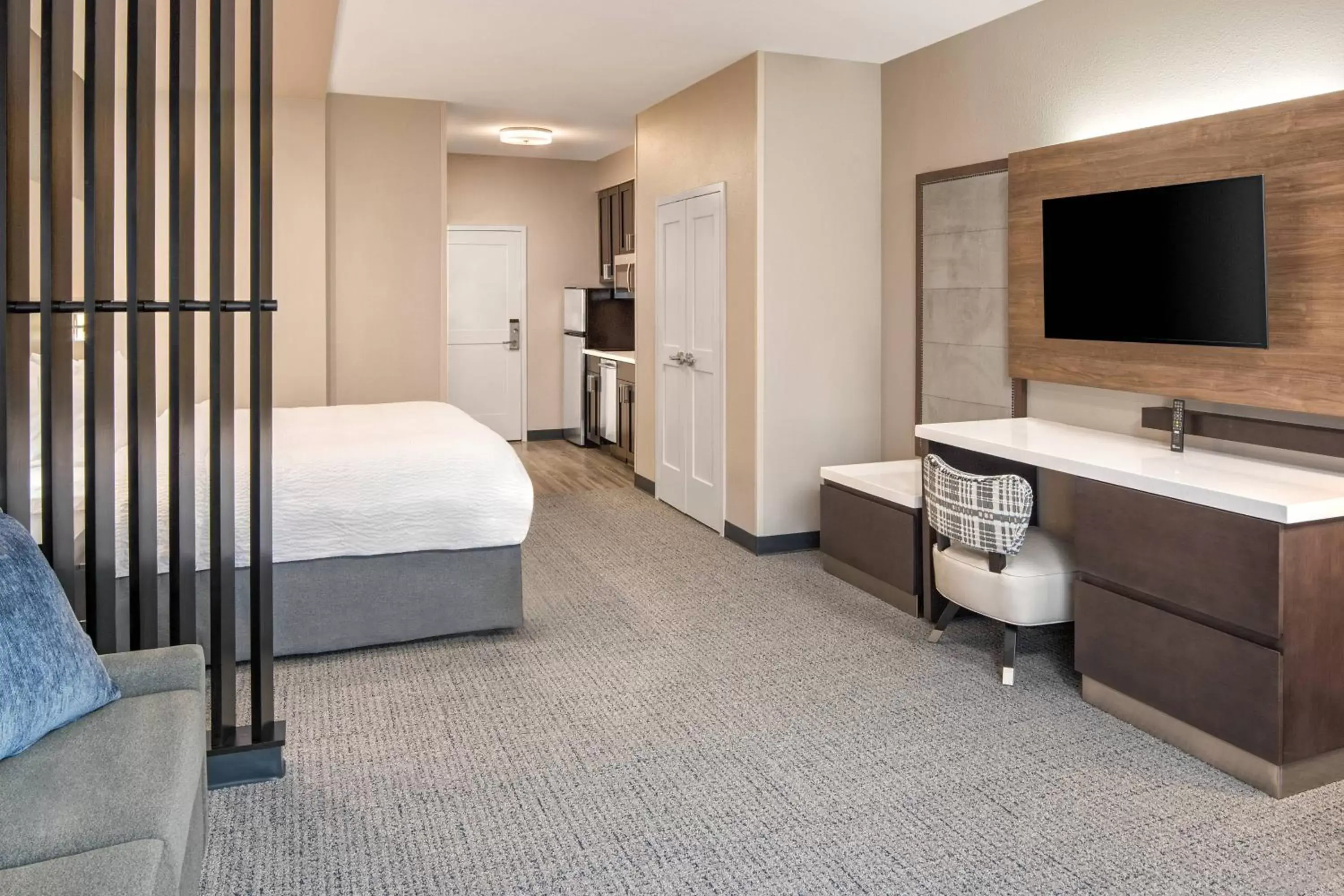 Photo of the whole room, Bed in Residence Inn by Marriott Boise Downtown City Center