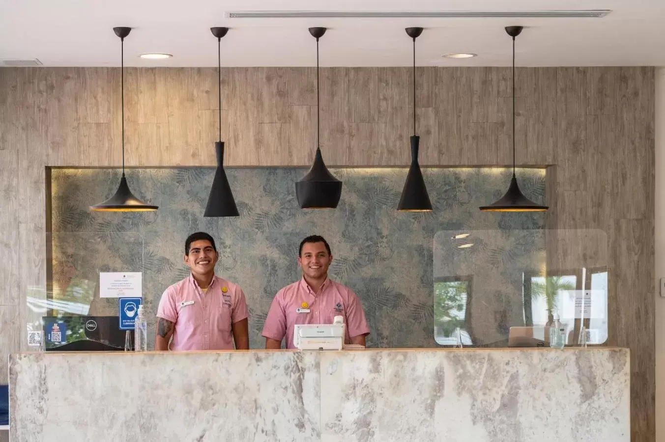 Lobby or reception, Staff in Hotel Dos Playas Faranda Cancún