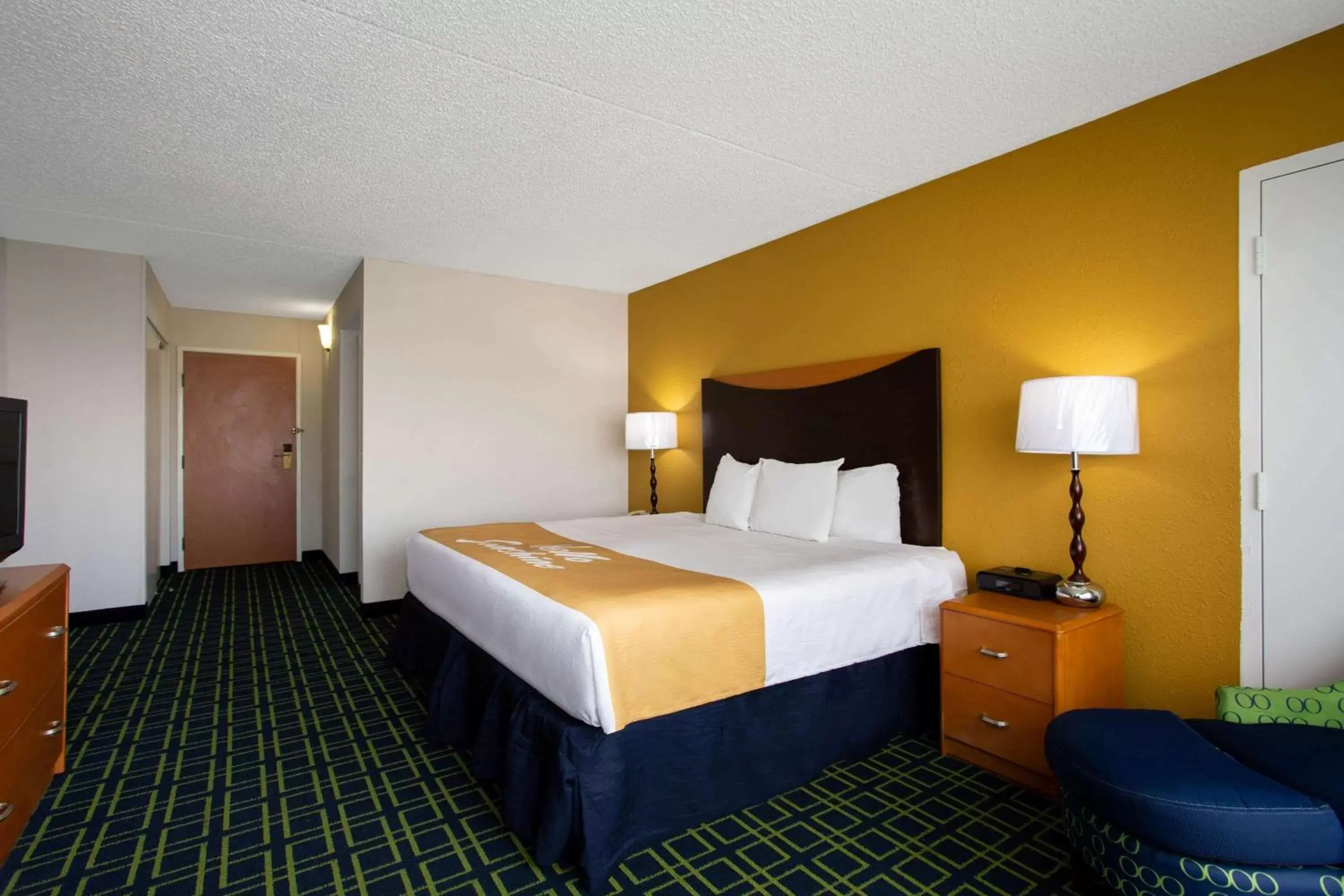 Photo of the whole room, Bed in Days Inn by Wyndham Absecon Atlantic City Area