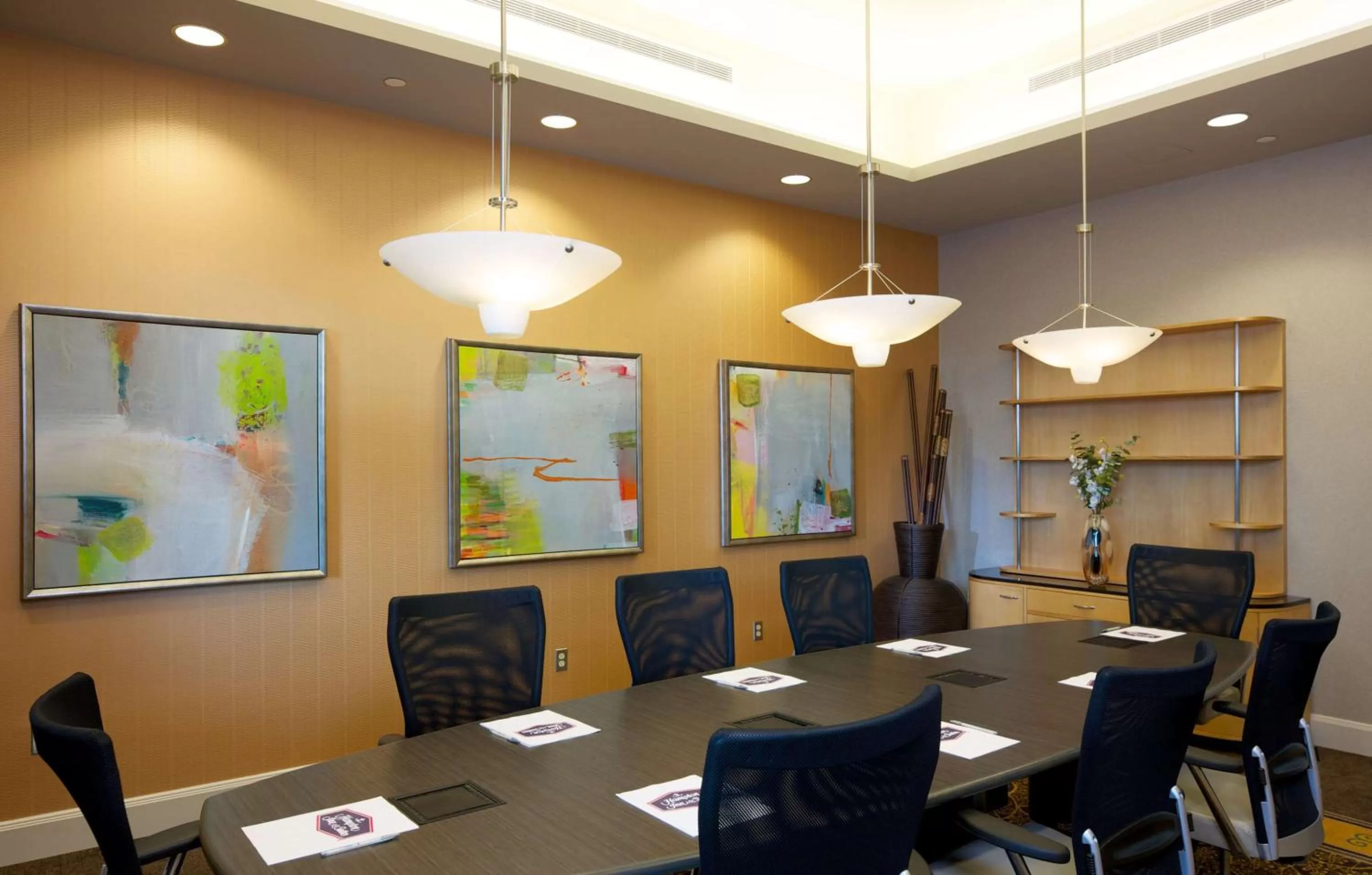 Meeting/conference room in Hampton Inn & Suites by Hilton Miami Downtown/Brickell