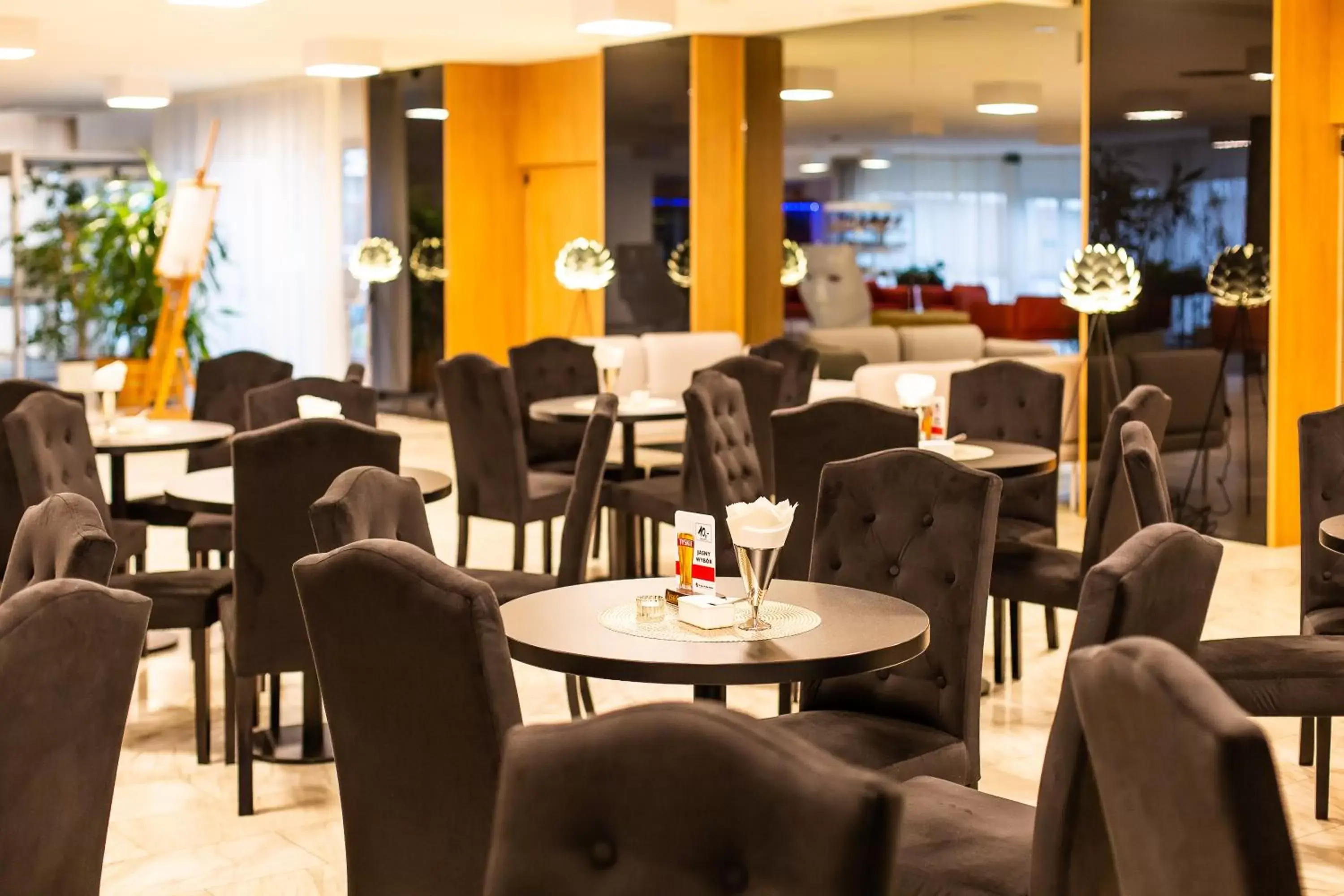 Lounge or bar, Restaurant/Places to Eat in Hotel Solny