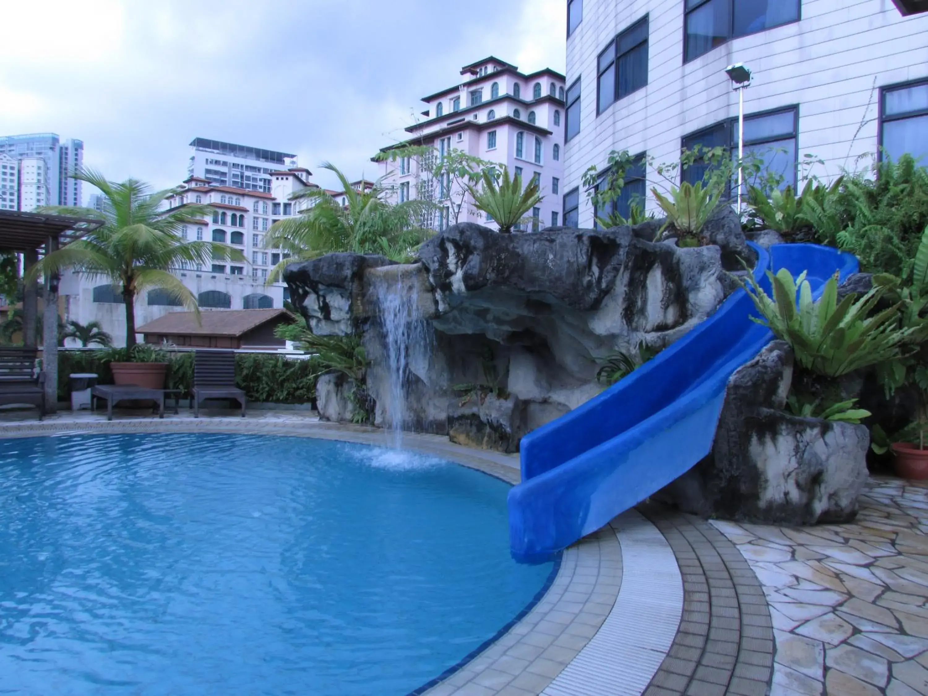 Swimming Pool in Robertson Quay Hotel