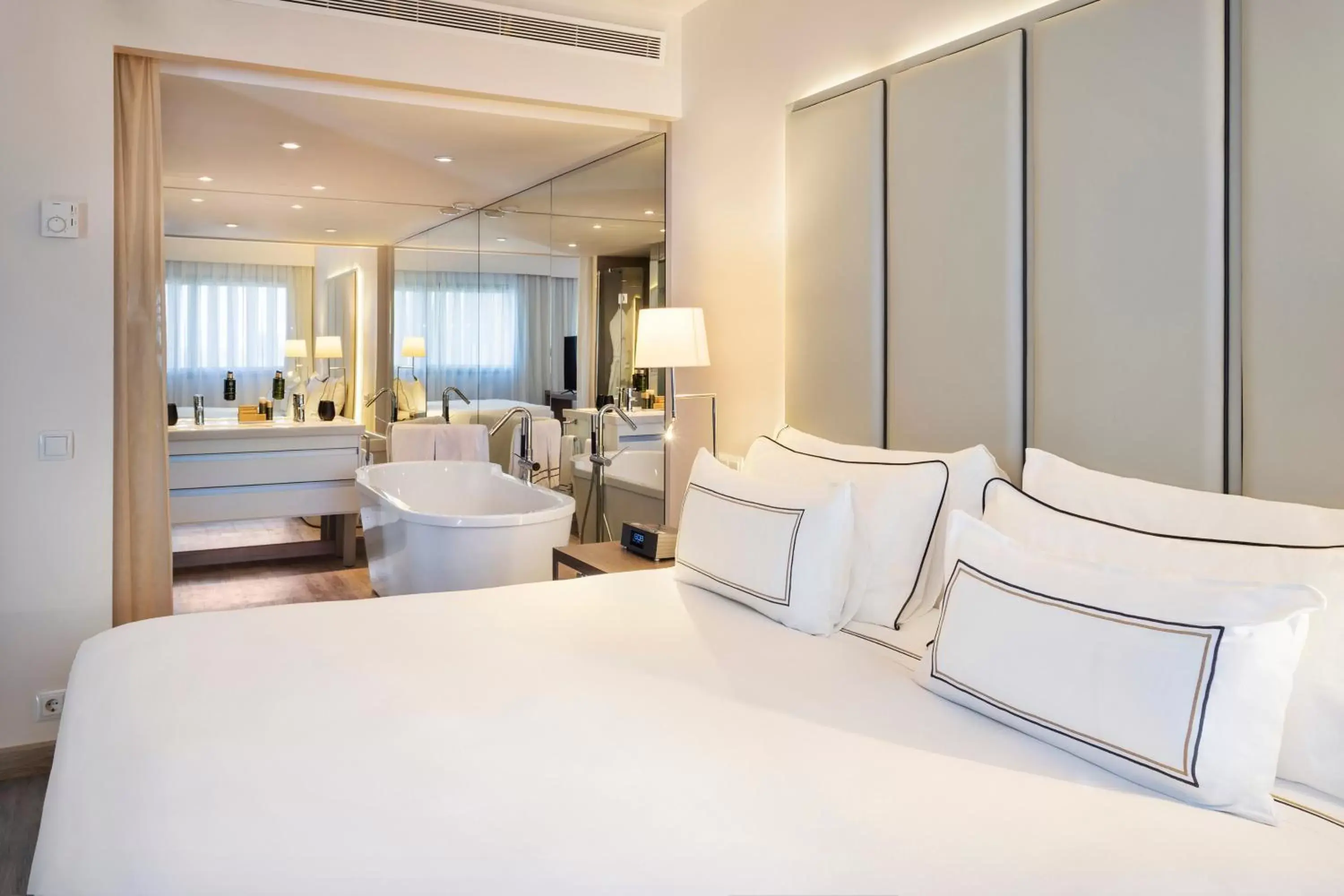 Bed in Melia Lebreros Bed in Melia Lebreros