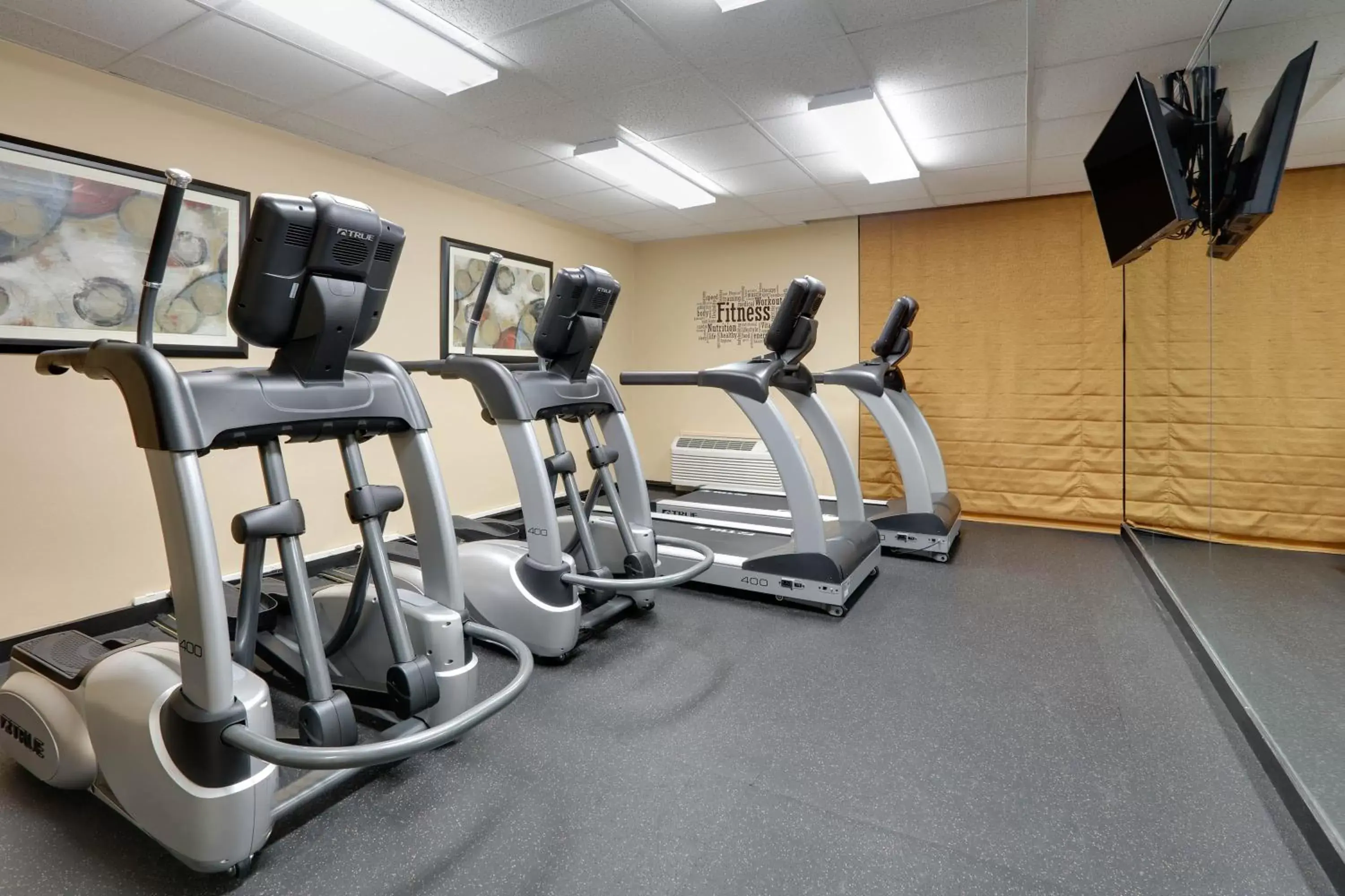 Fitness centre/facilities, Fitness Center/Facilities in Wyndham Riverfront Hotel