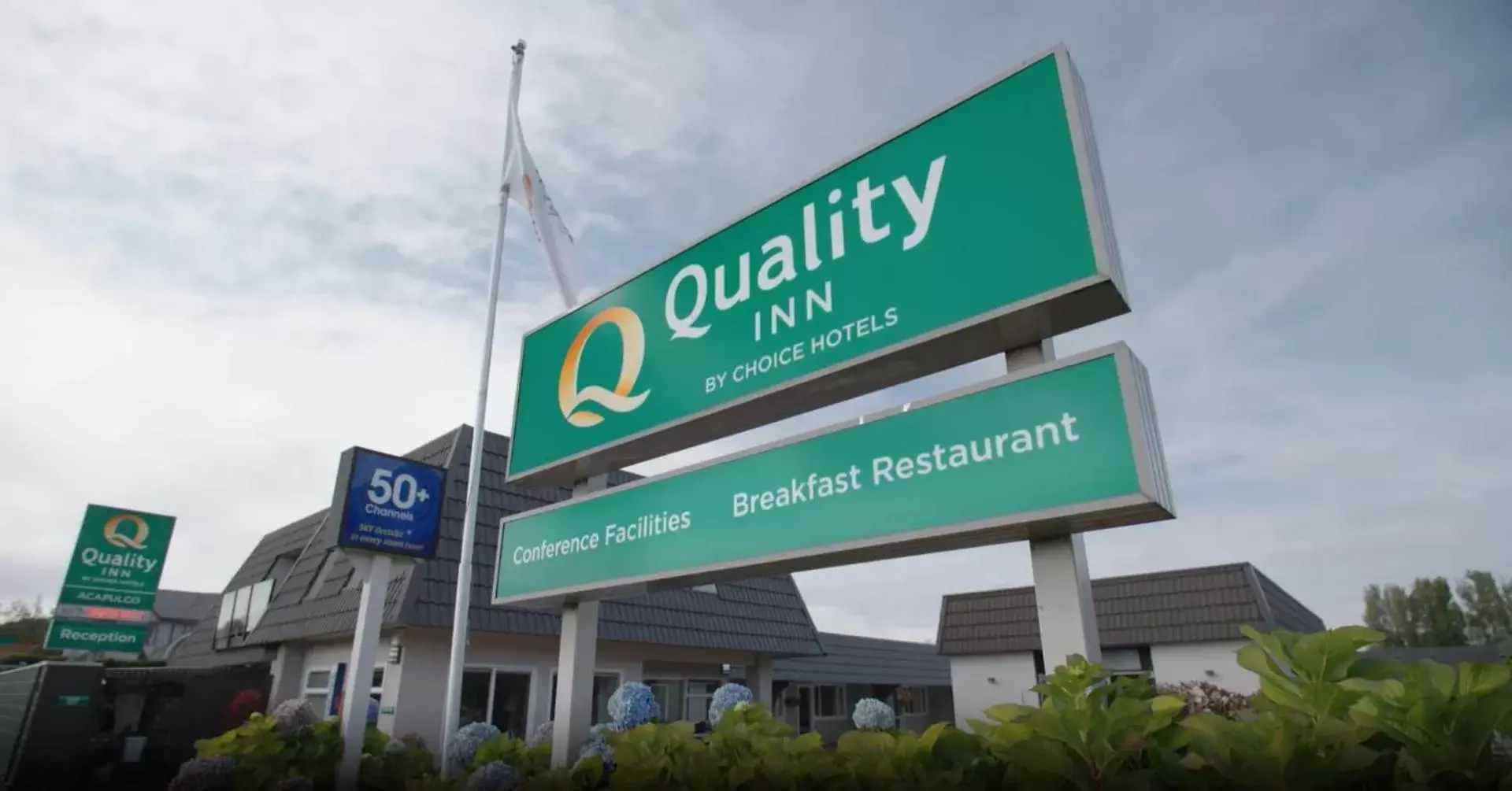Property logo or sign in Quality Inn Acapulco Taupo