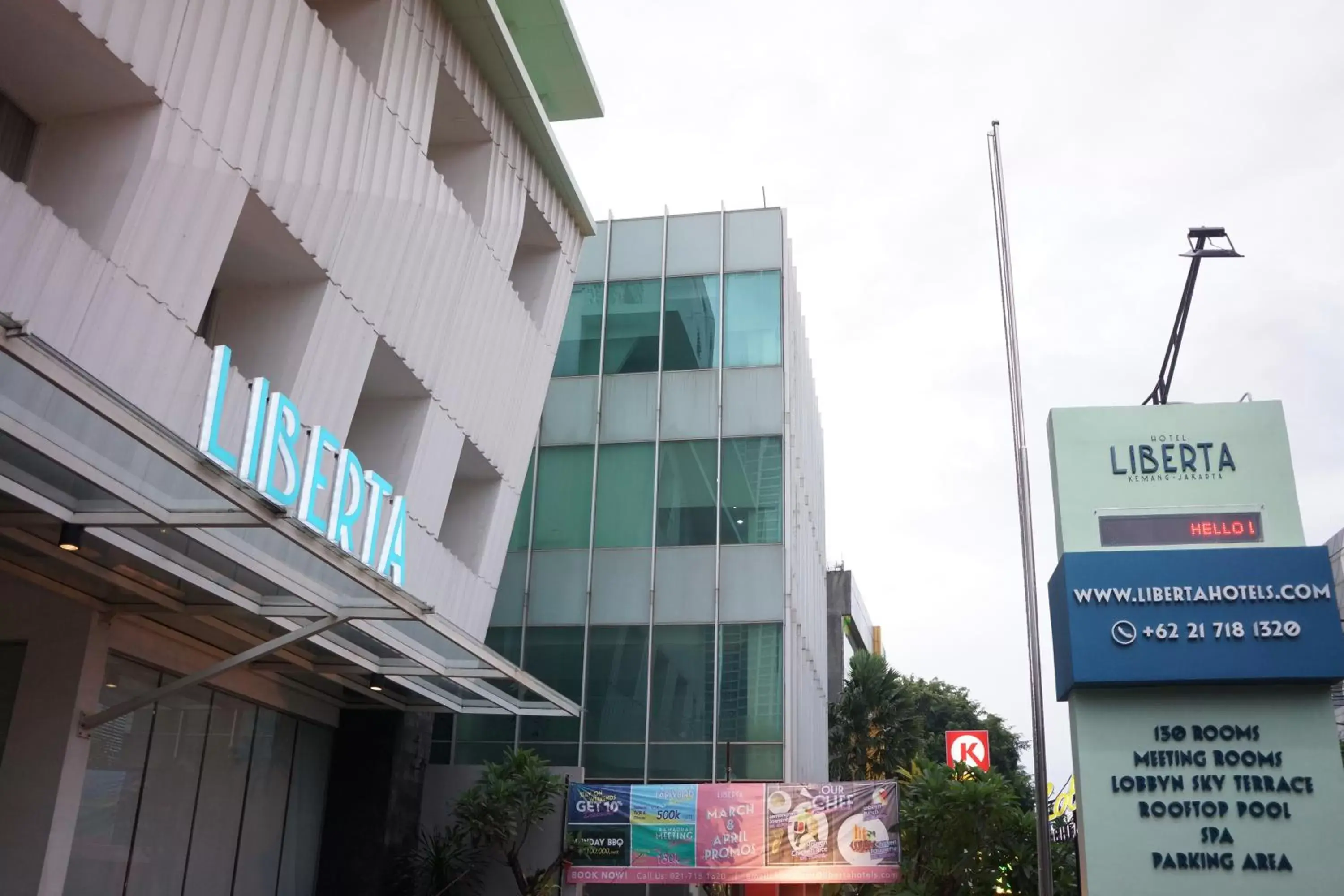 Property building in Liberta Hotel Kemang Property building in Liberta Hotel Kemang