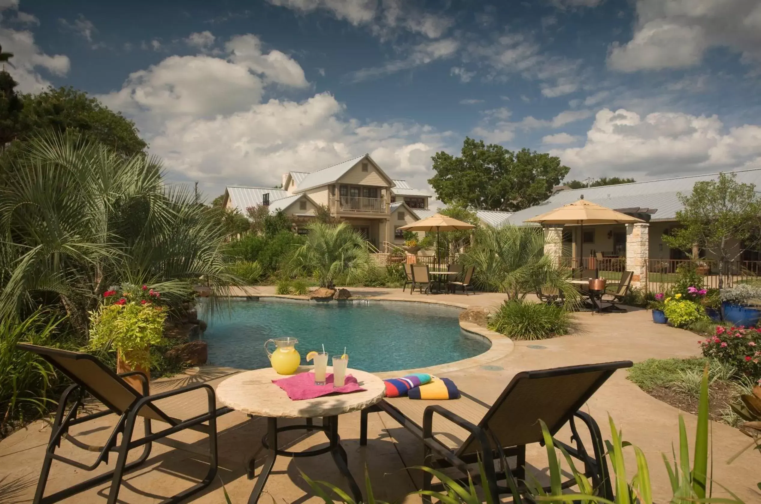 Swimming Pool in Inn on Lake Granbury