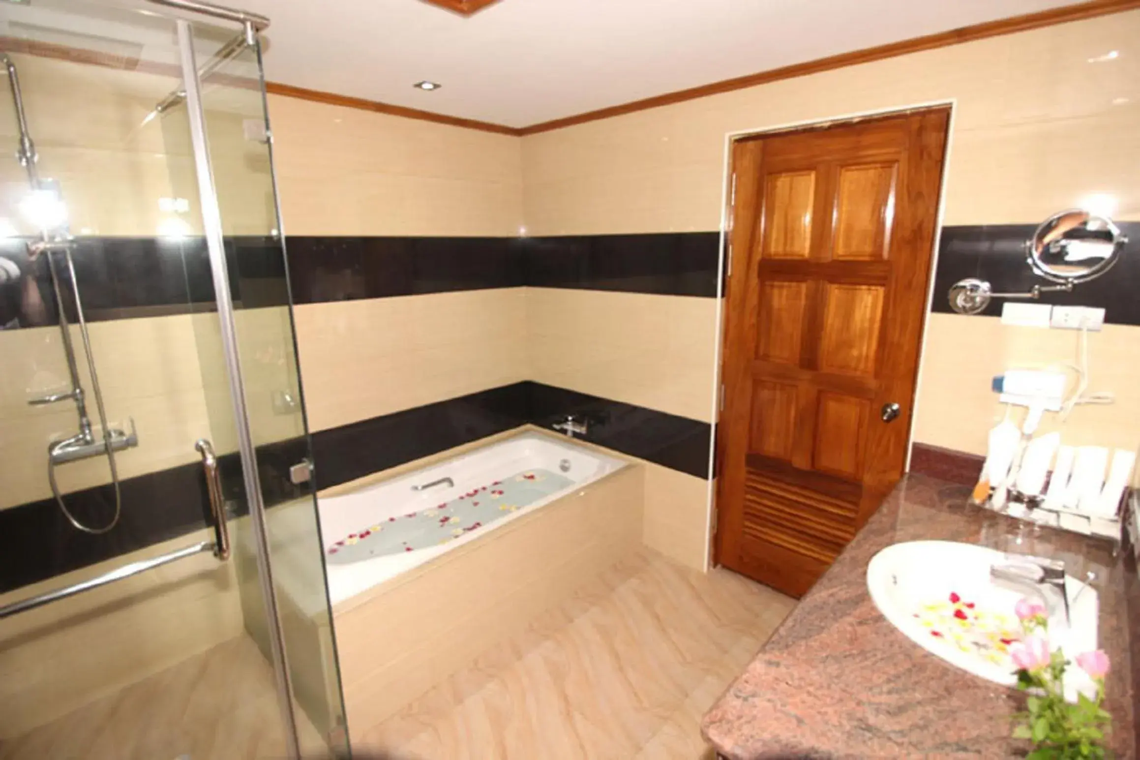 Bathroom in Myanmar Life Hotel