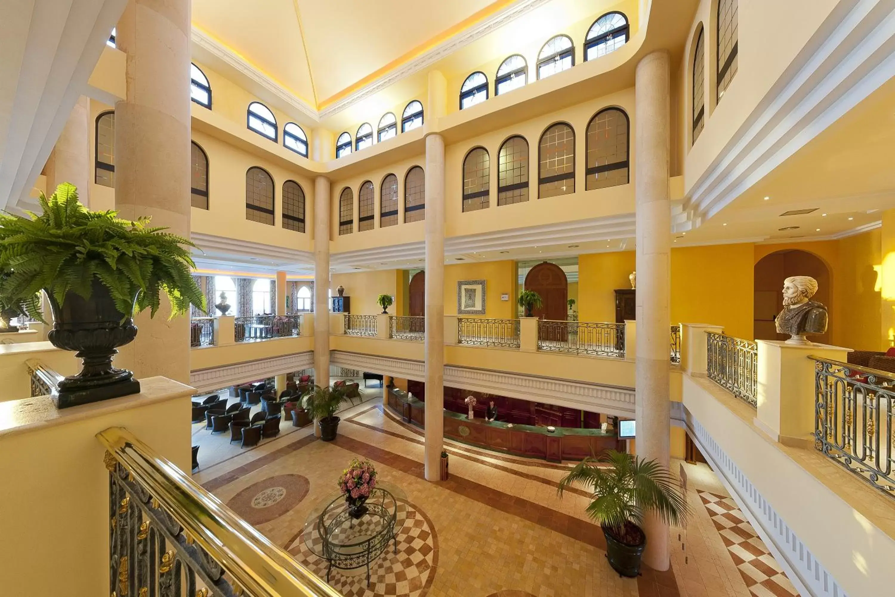 Lobby or reception in Hotel IPV Palace & Spa - Adults Recommended