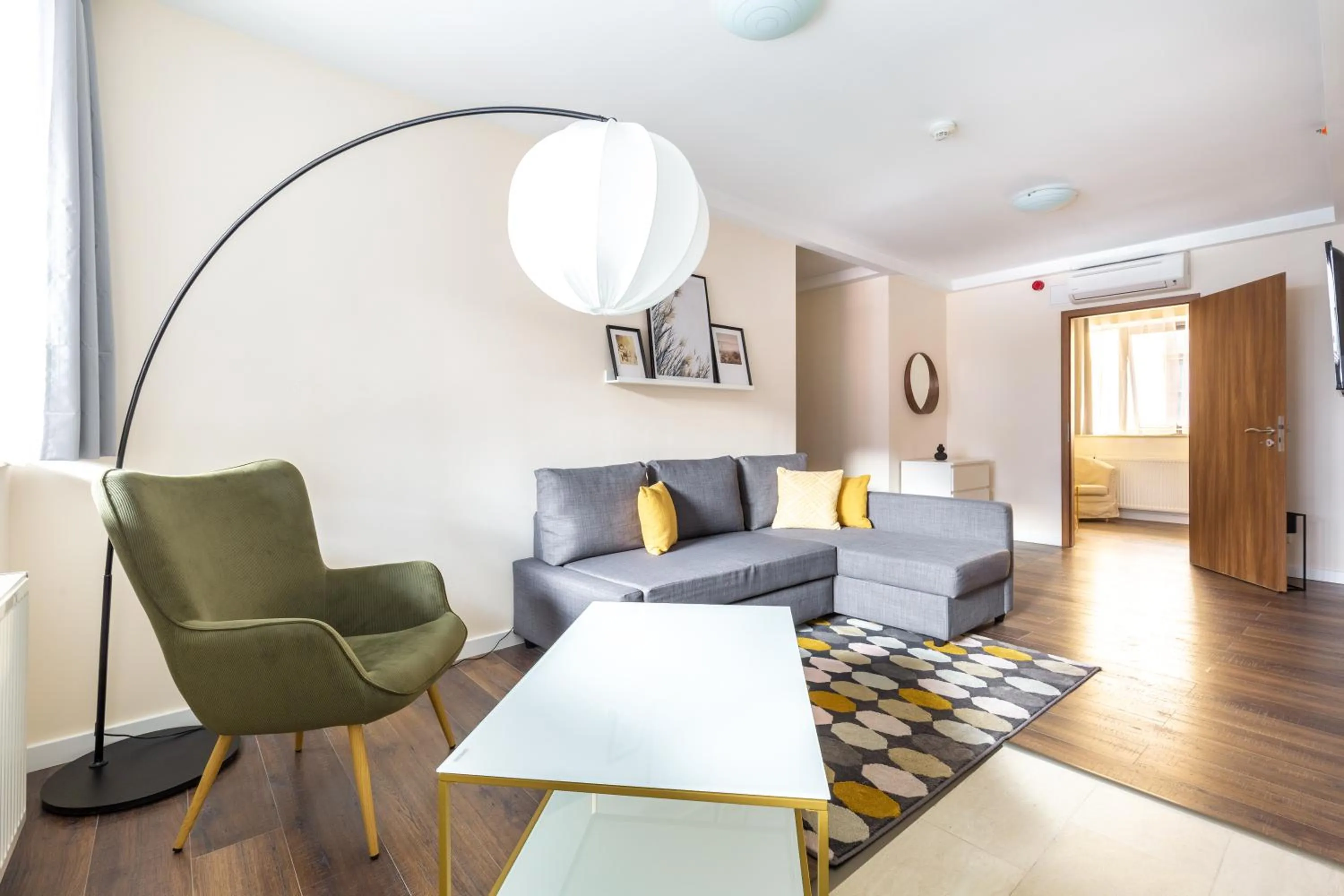 TV and multimedia in Vagabond Downtown