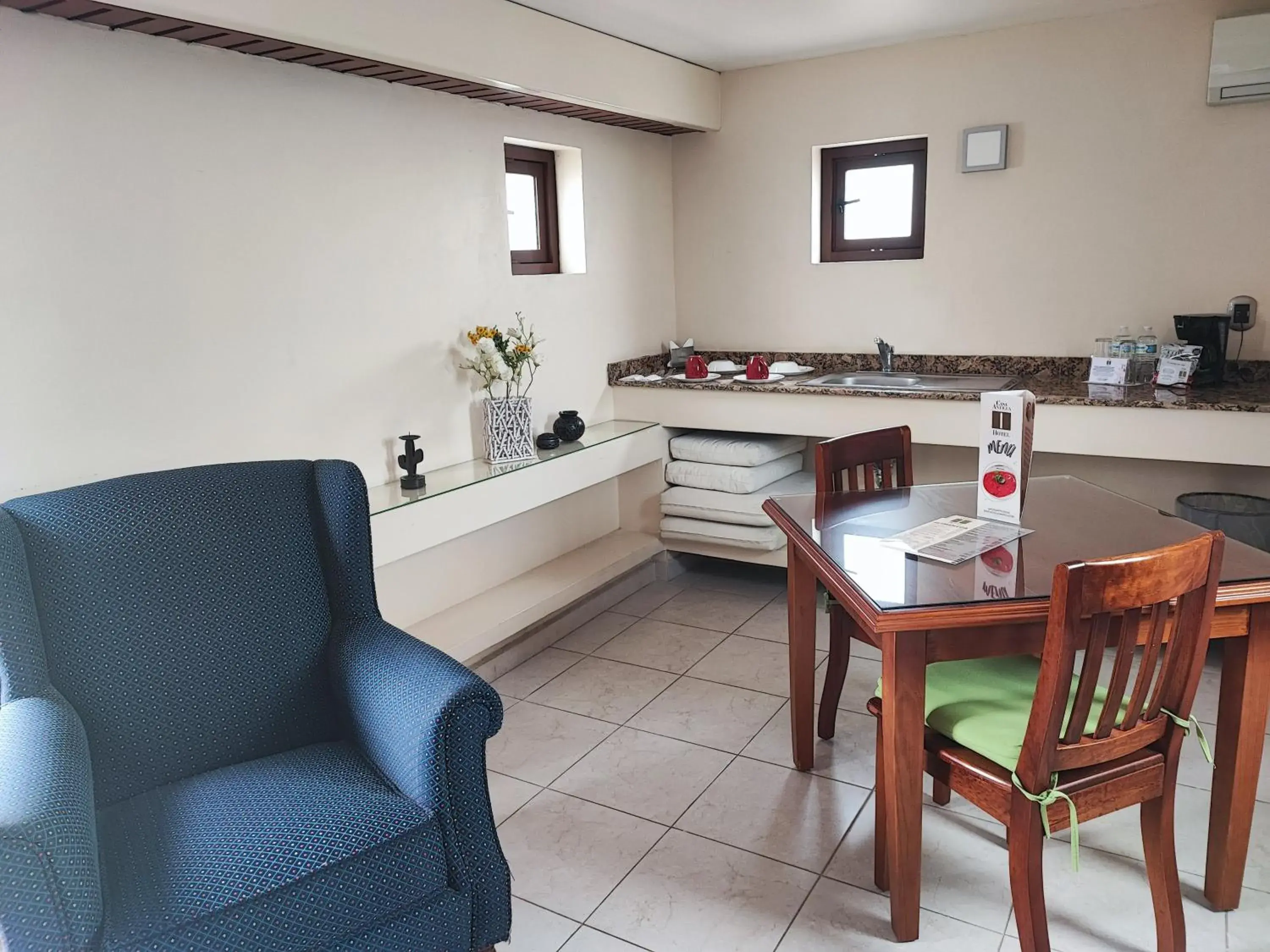 Coffee/tea facilities in Hotel Casa Antigua