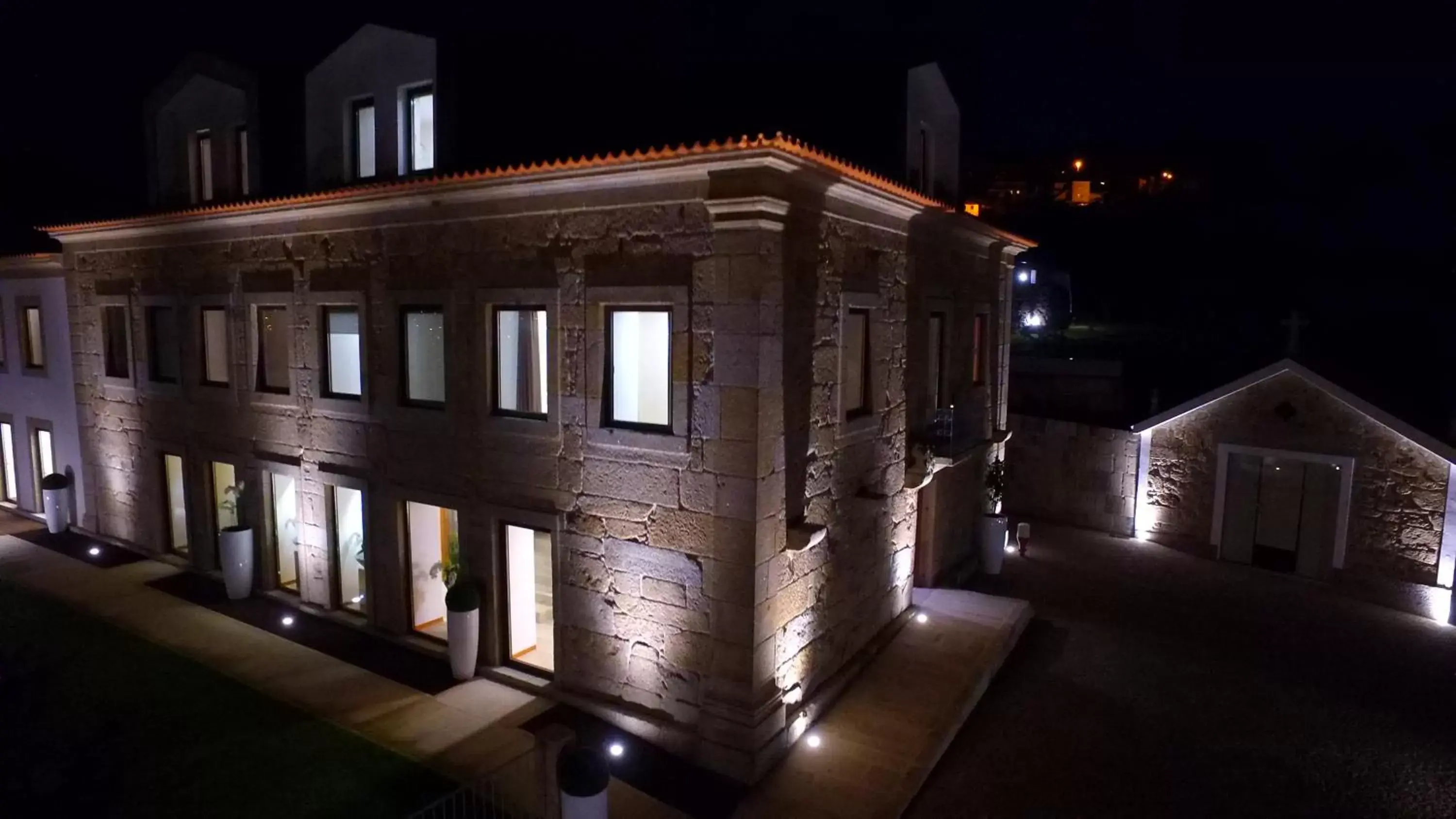 Night, Property Building in Hotel Rural Quinta das Quintães