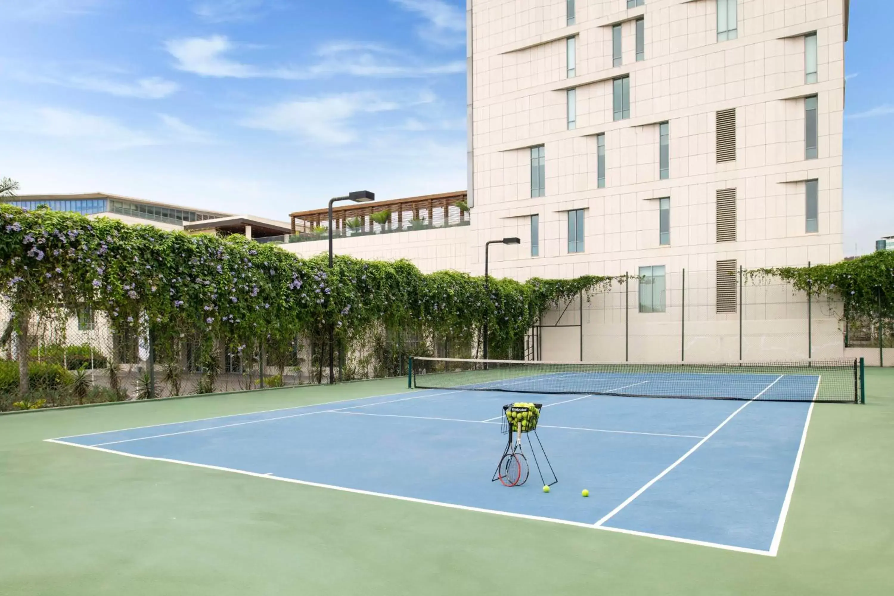 Tennis court, Tennis/Squash in Kempinski Hotel Gold Coast City