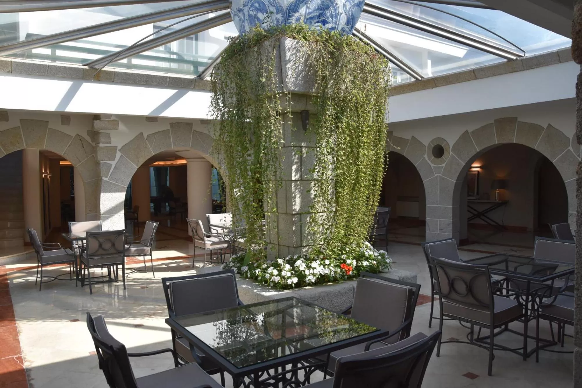 Lounge or bar in Hotel Suave Mar