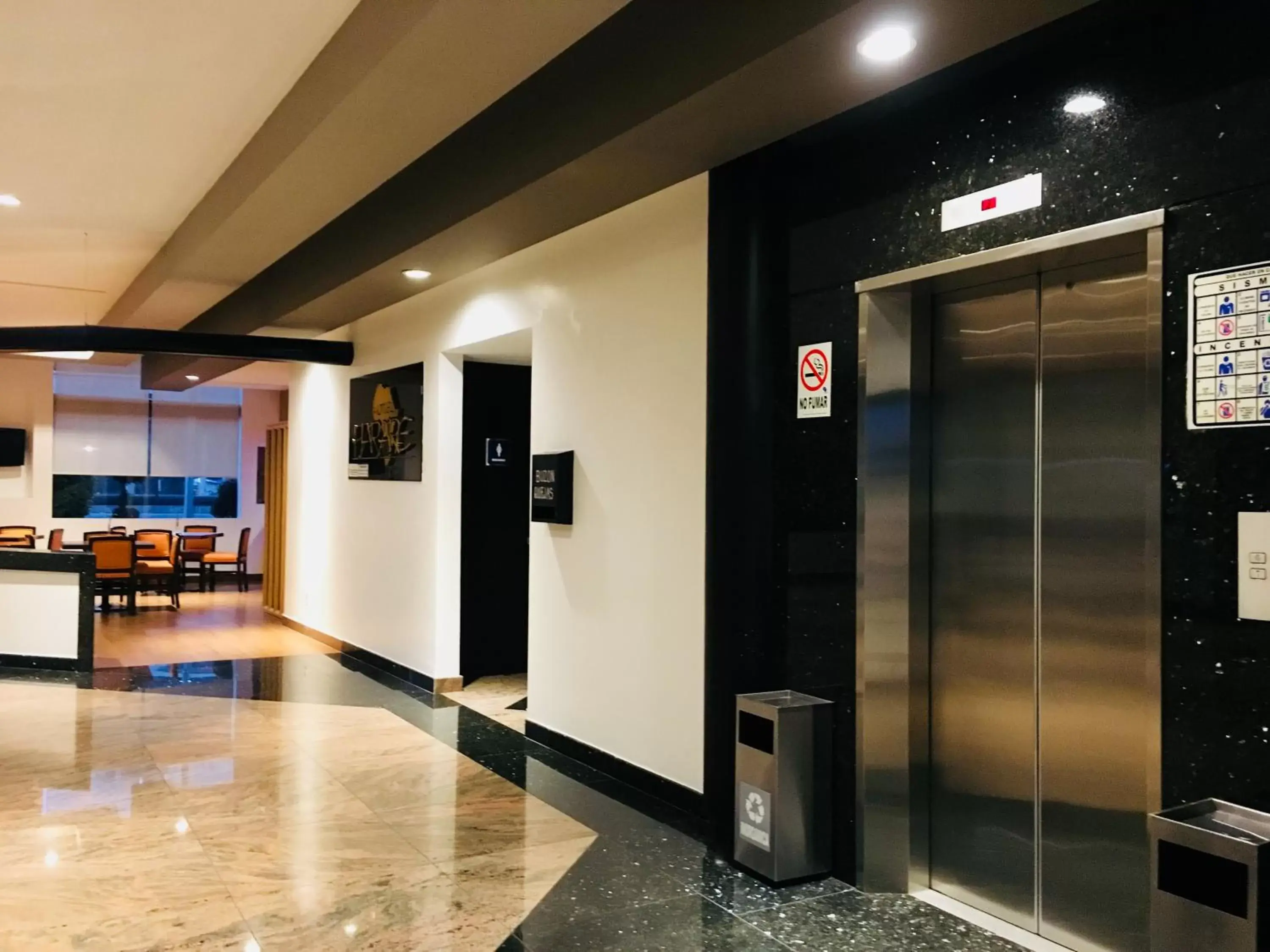 Lobby or reception in Hotel Harare