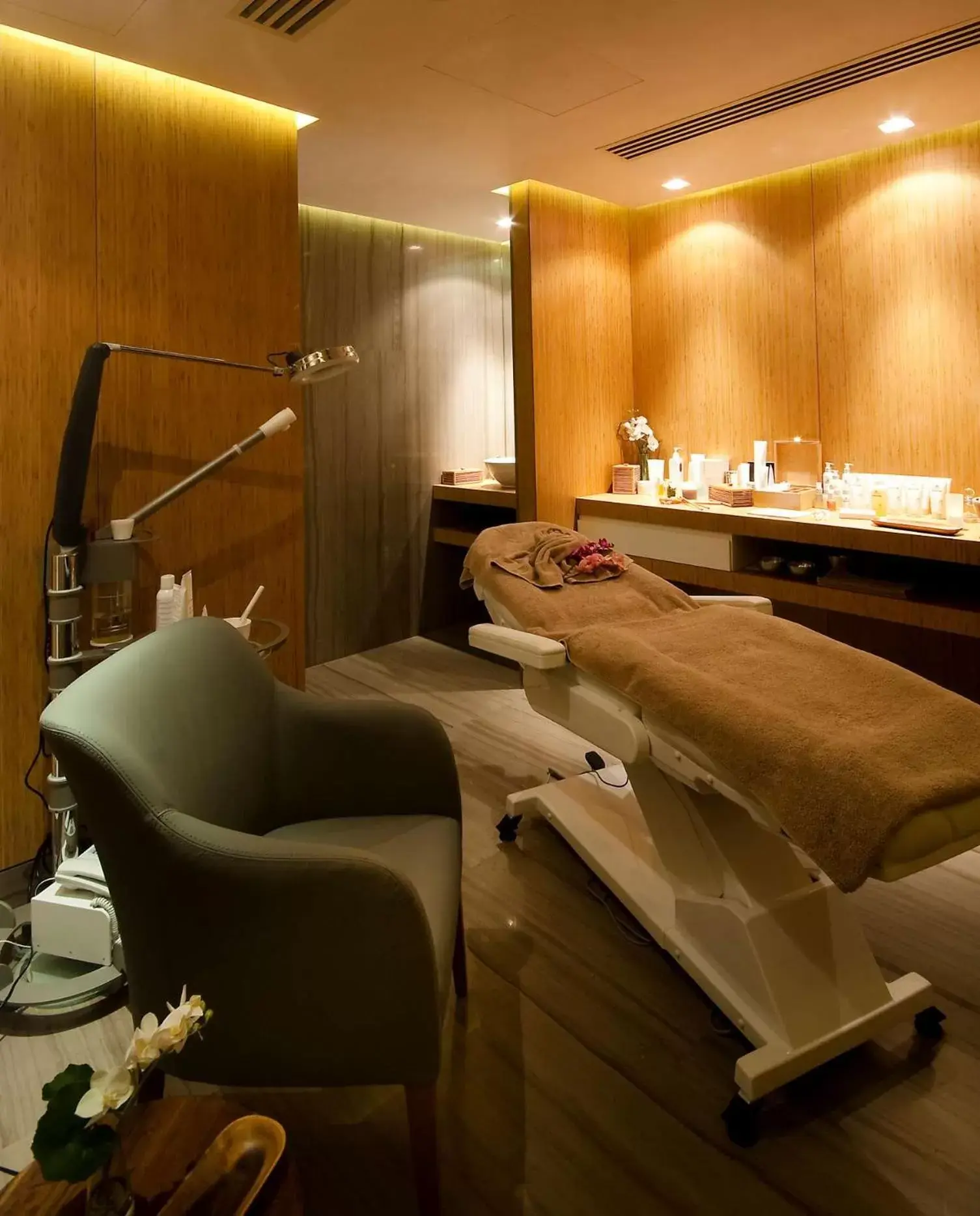 Spa and wellness centre/facilities in DoubleTree By Hilton Istanbul - Moda