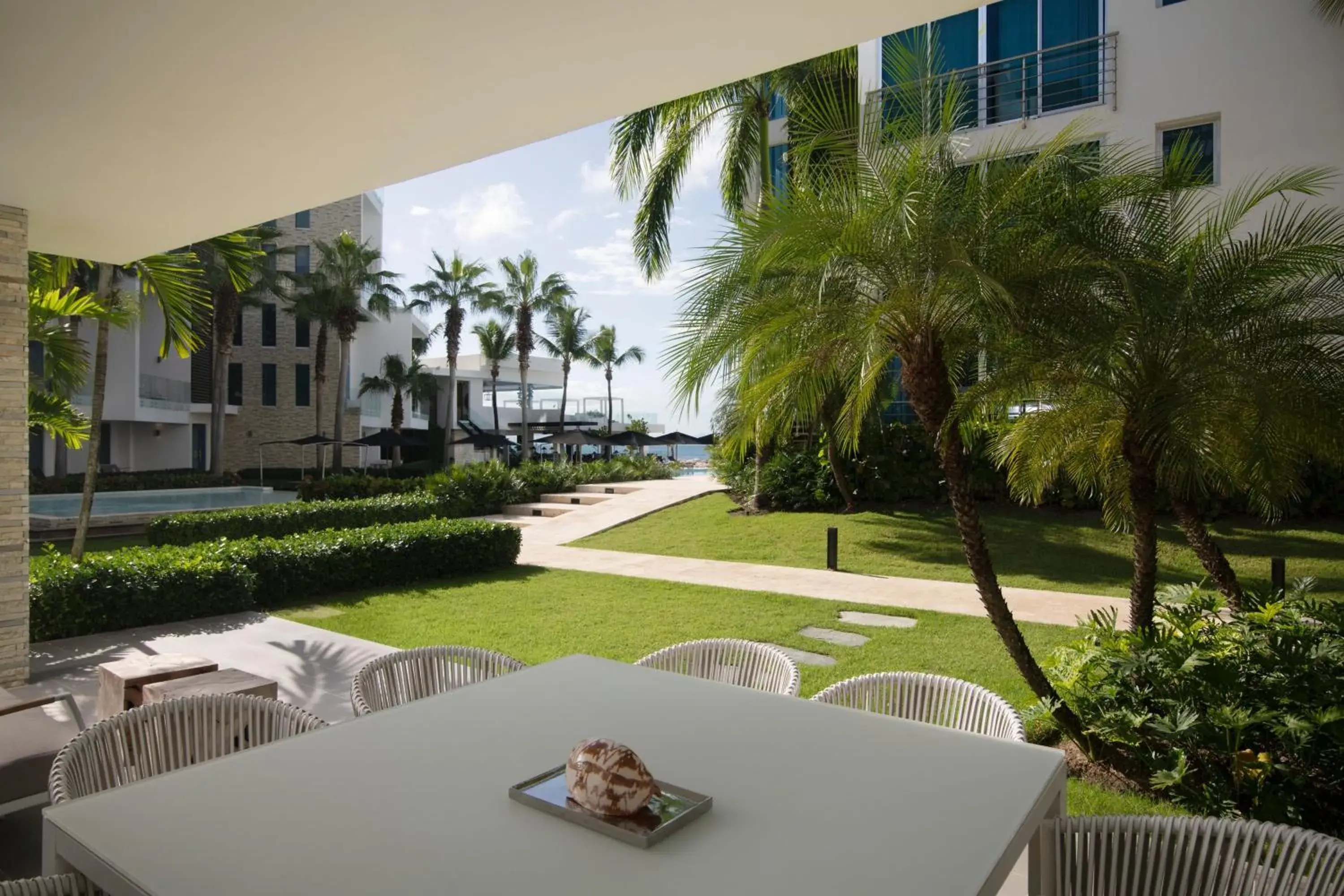 Photo of the whole room, Property Building in The Ocean Club, a Luxury Collection Resort, Costa Norte