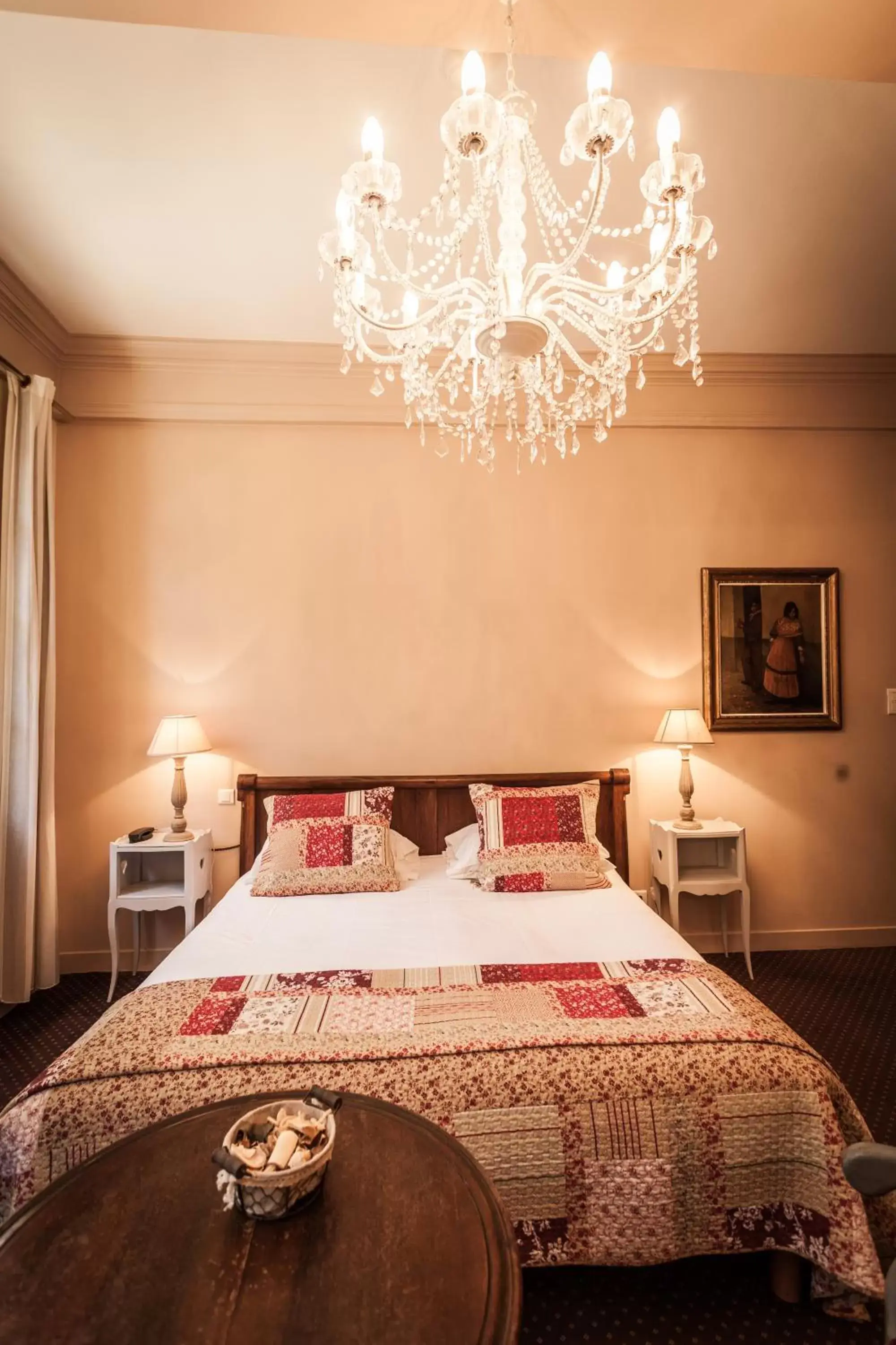 Decorative detail, Bed in Hotel De L'Atelier