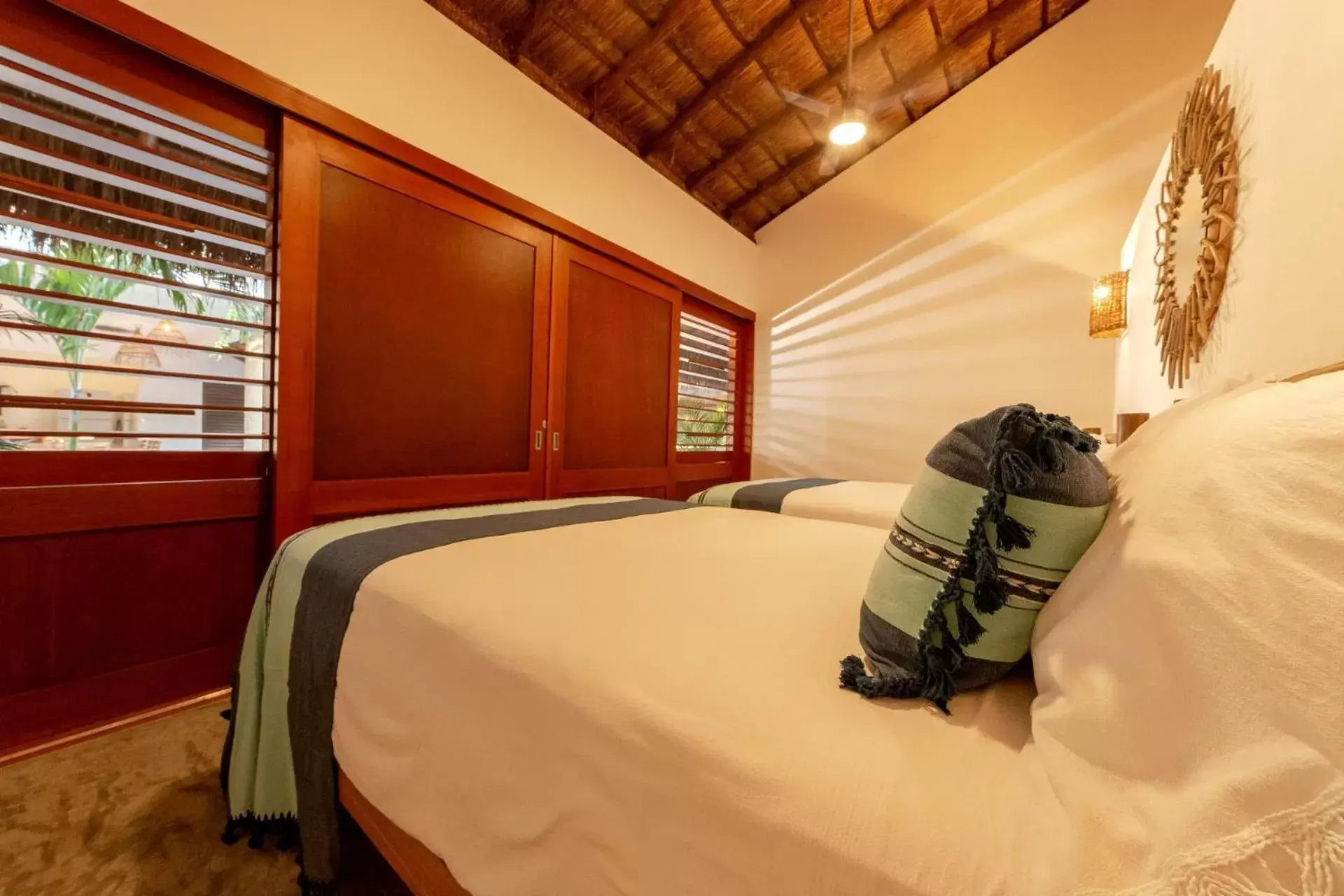 Photo of the whole room, Bed in Mimosa Tulum