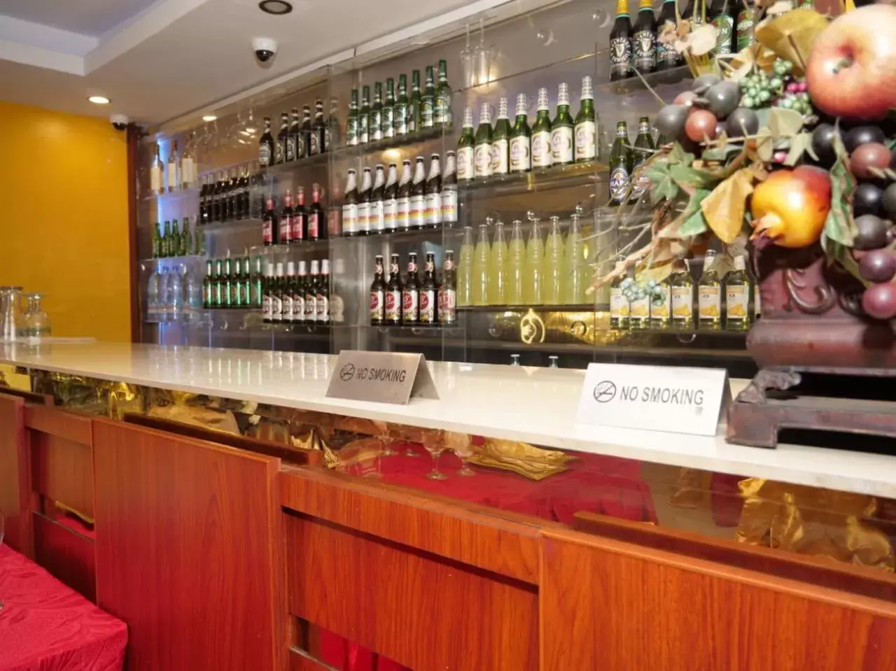 Lounge or bar in Marriot Metropolitan Hotel Lounge or bar in Marriot Metropolitan Hotel