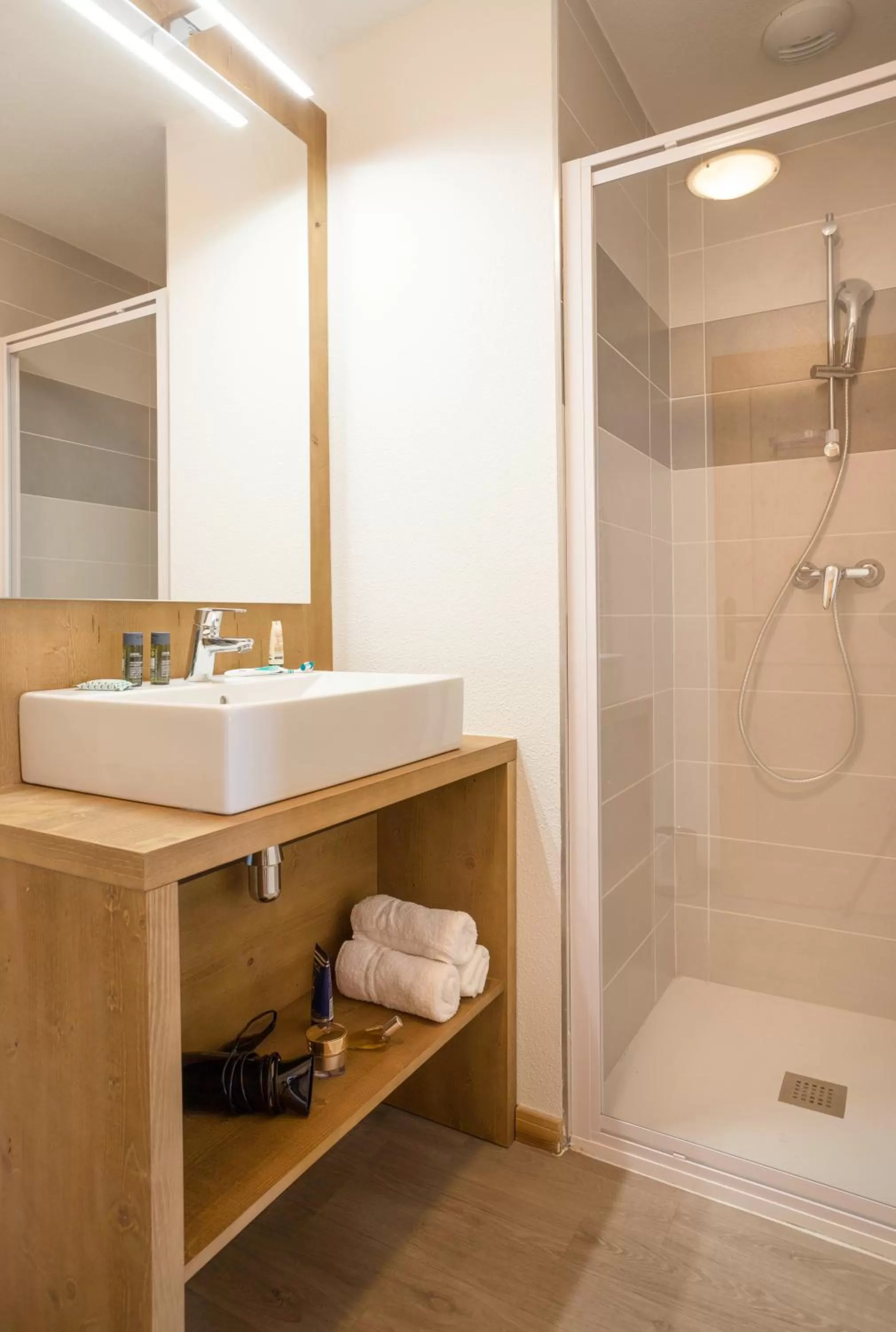 Shower in Résidence Club MMV La Clé des Cimes