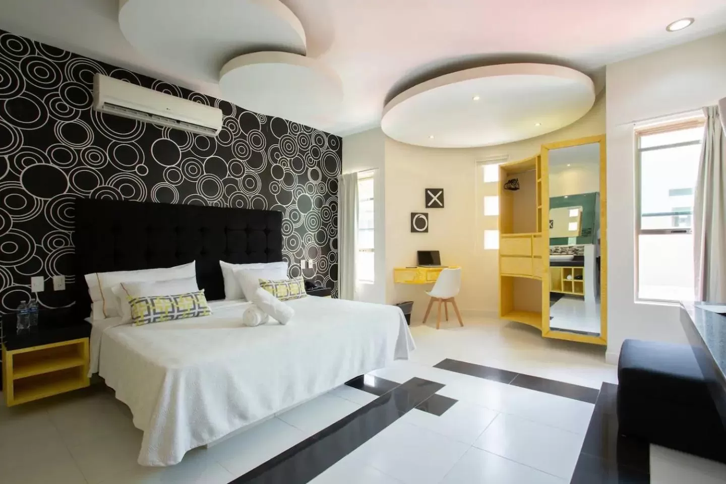 Photo of the whole room, Bed in Casa Kaoba Hotel & Suites