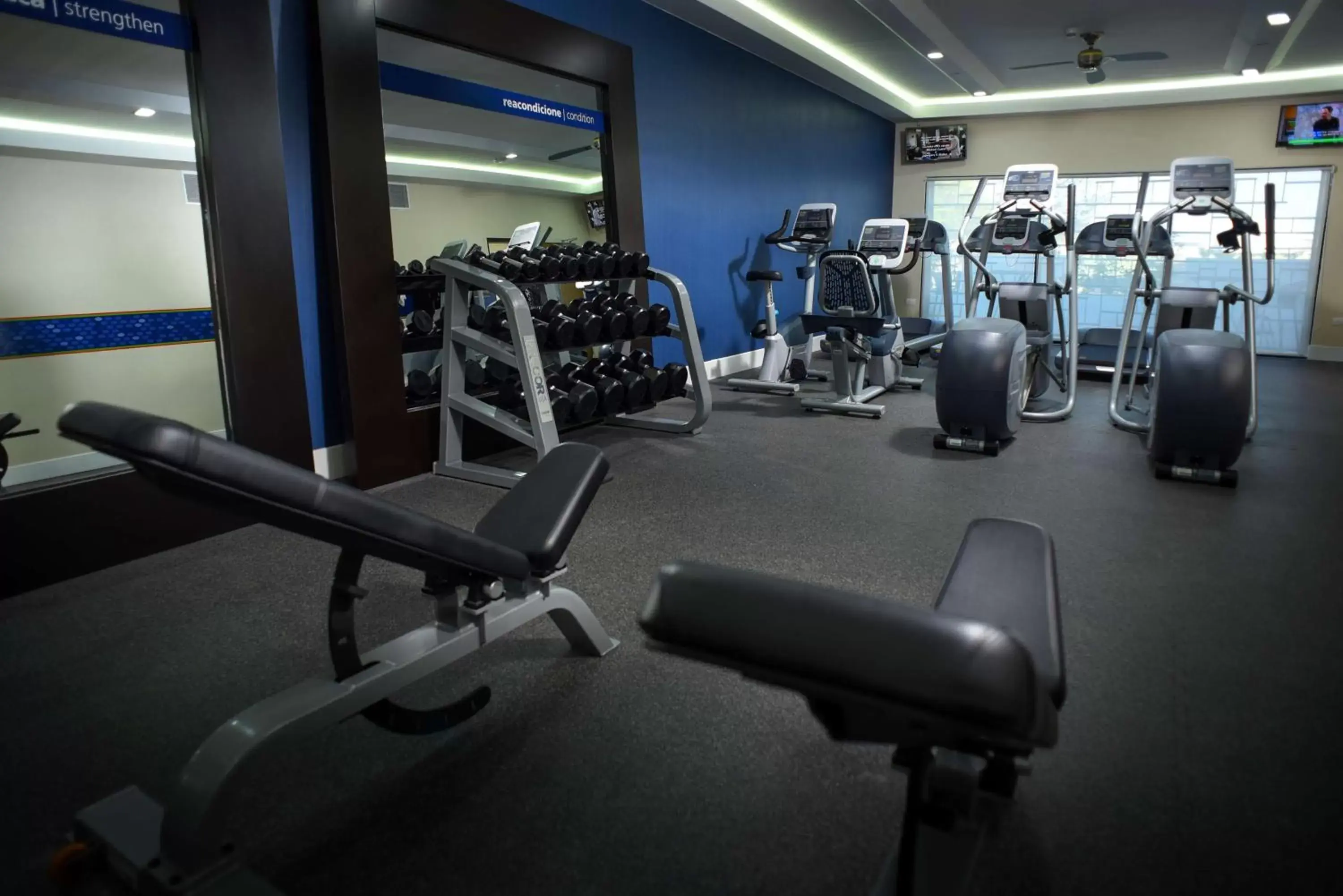 Fitness centre/facilities, Fitness Center/Facilities in Hampton Inn Piedras Negras