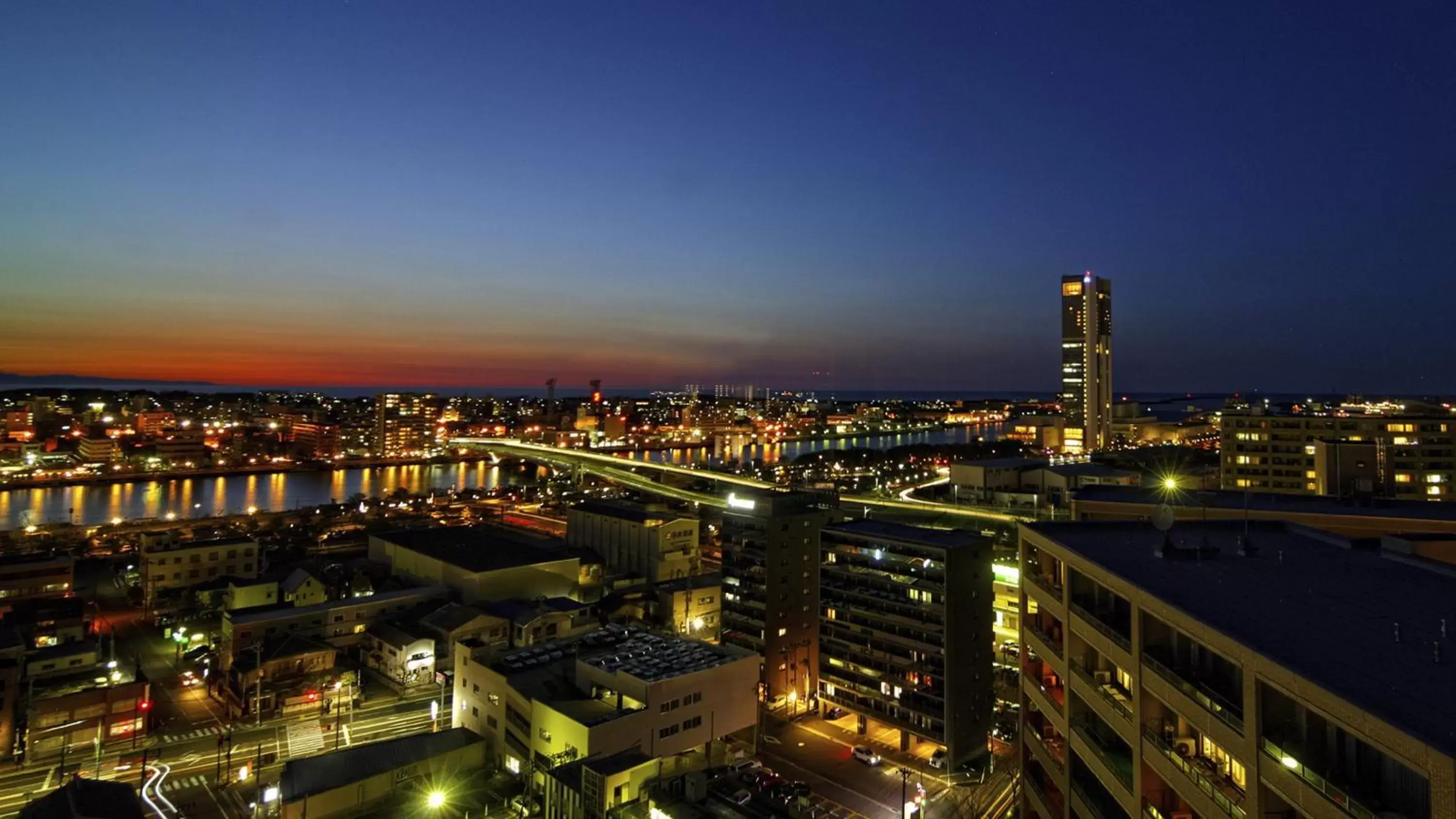 Photo of the whole room, Bird's-eye View in ANA Crowne Plaza Niigata, an IHG Hotel