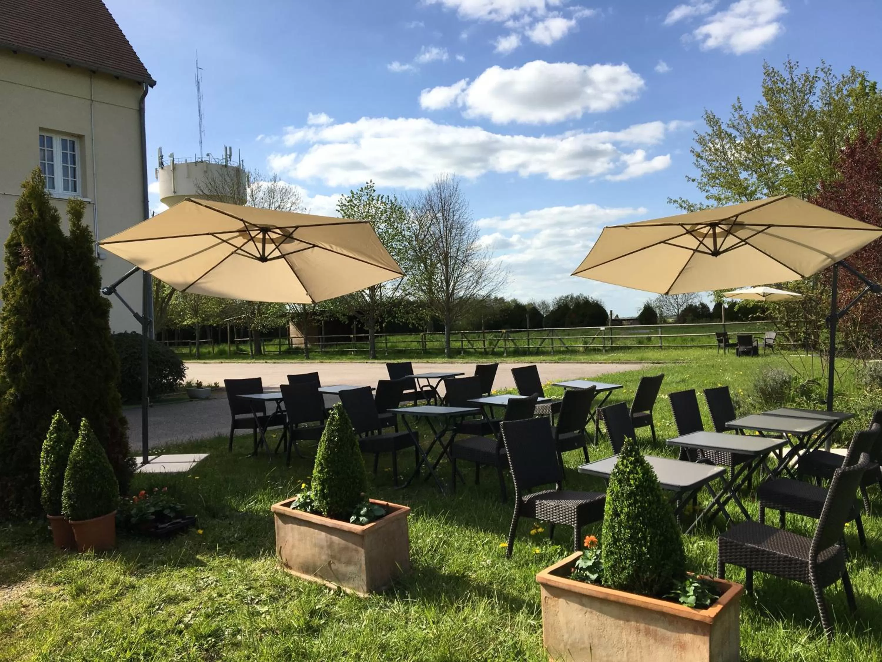 Balcony/Terrace in Logis Hôtel Les Nymphéas