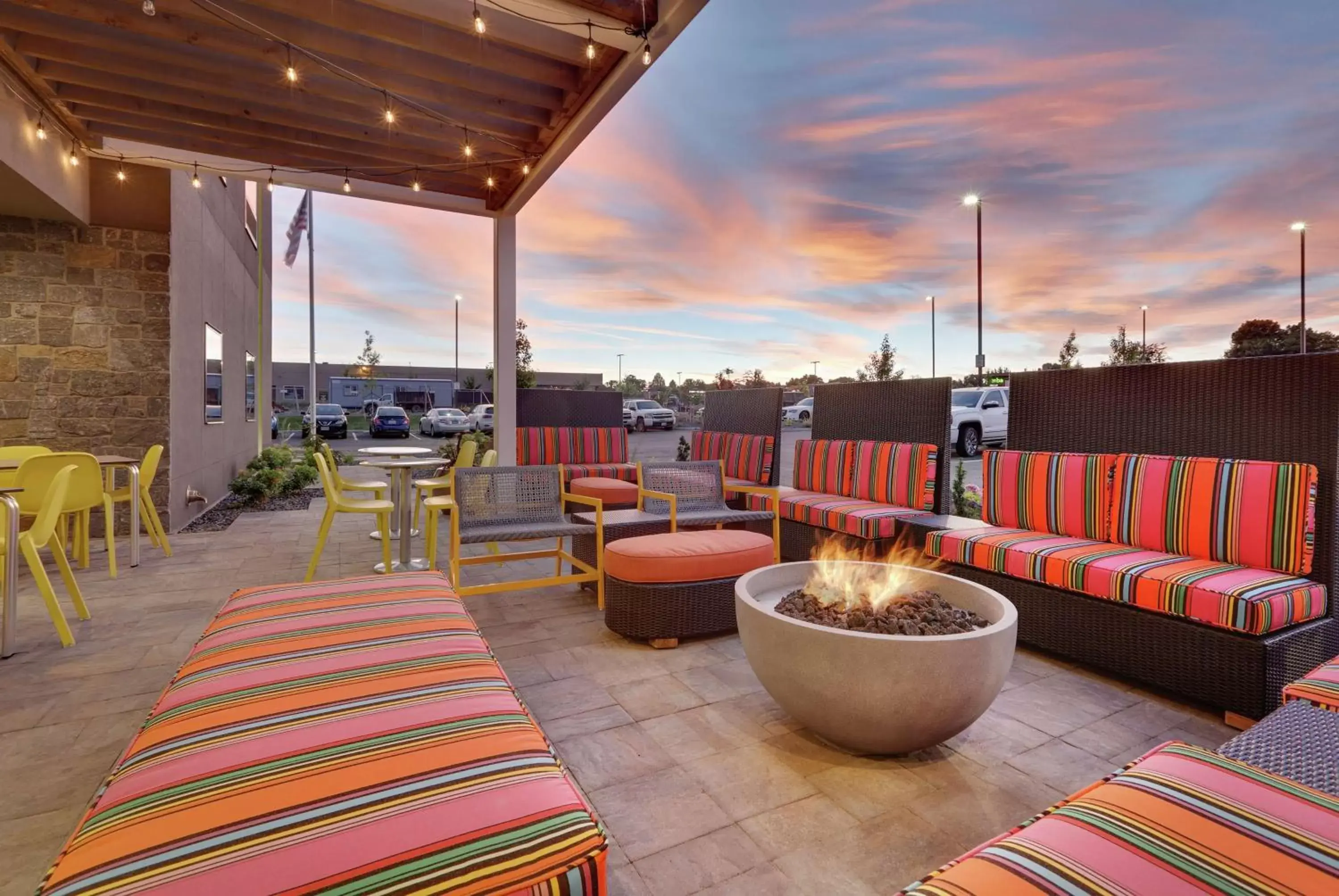 Patio in Home2 Suites By Hilton Yakima Airport