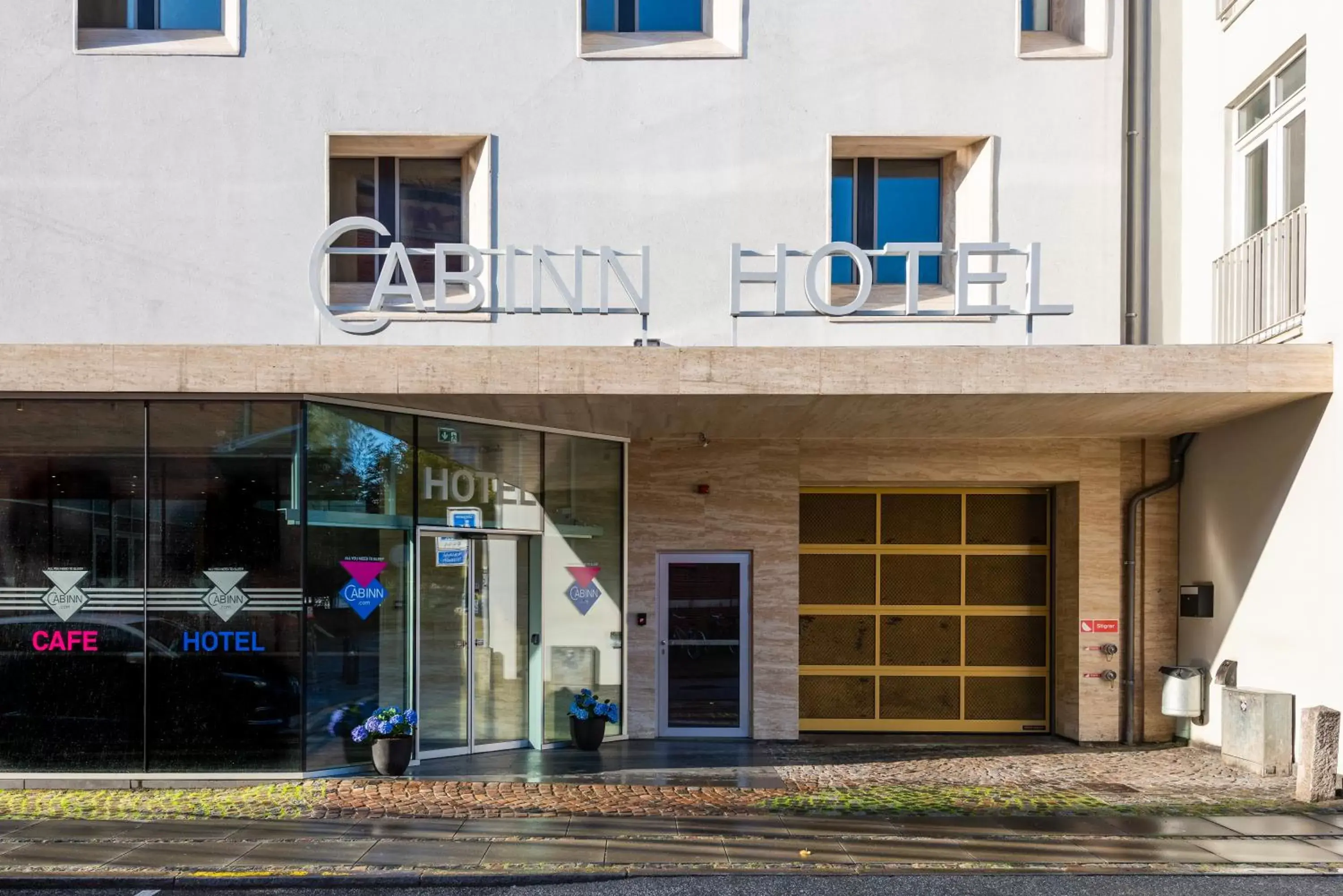 Facade/entrance in Cabinn Aarhus Facade/entrance in Cabinn Aarhus