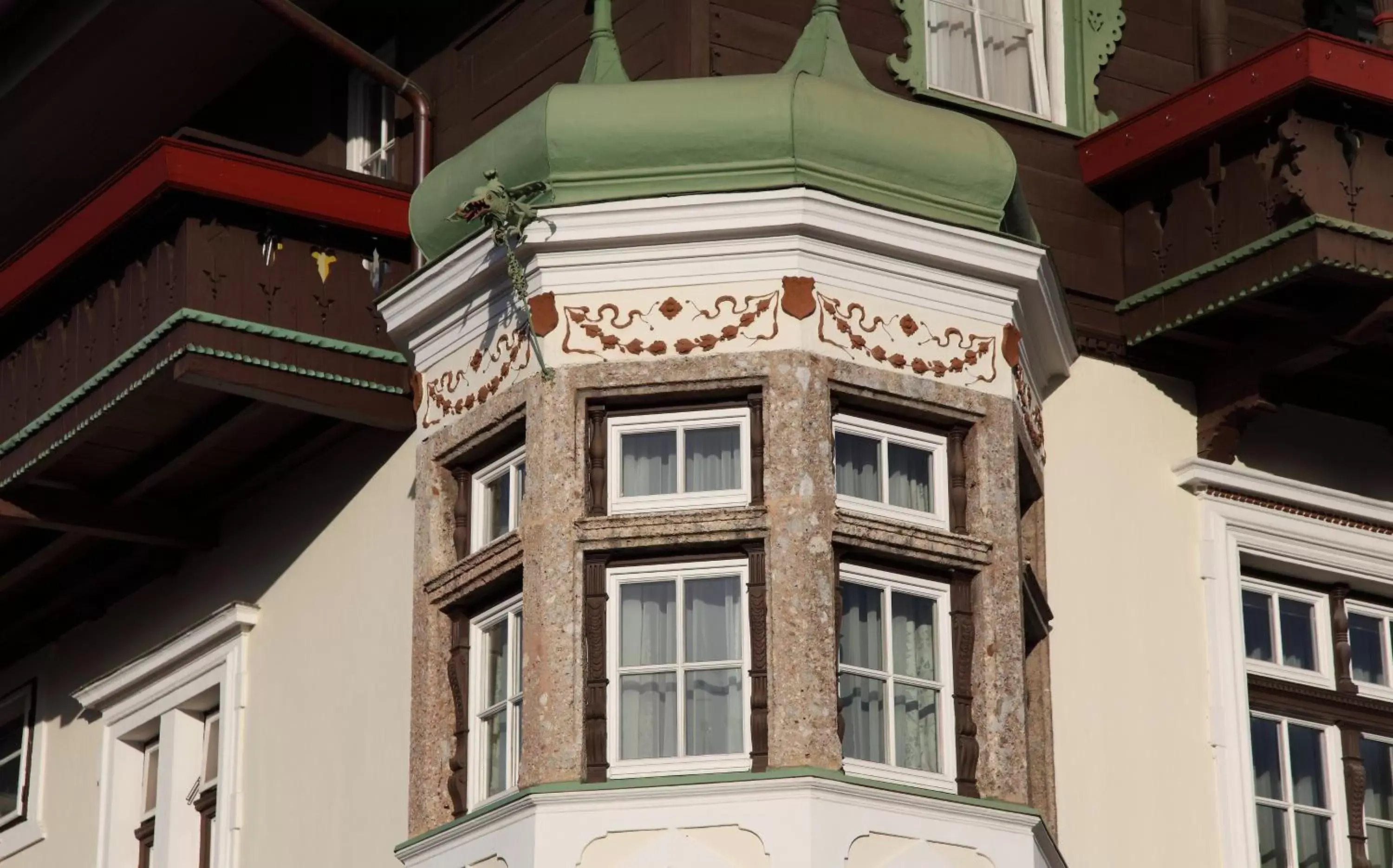 Facade/entrance, Property Building in Sporthotel Igls