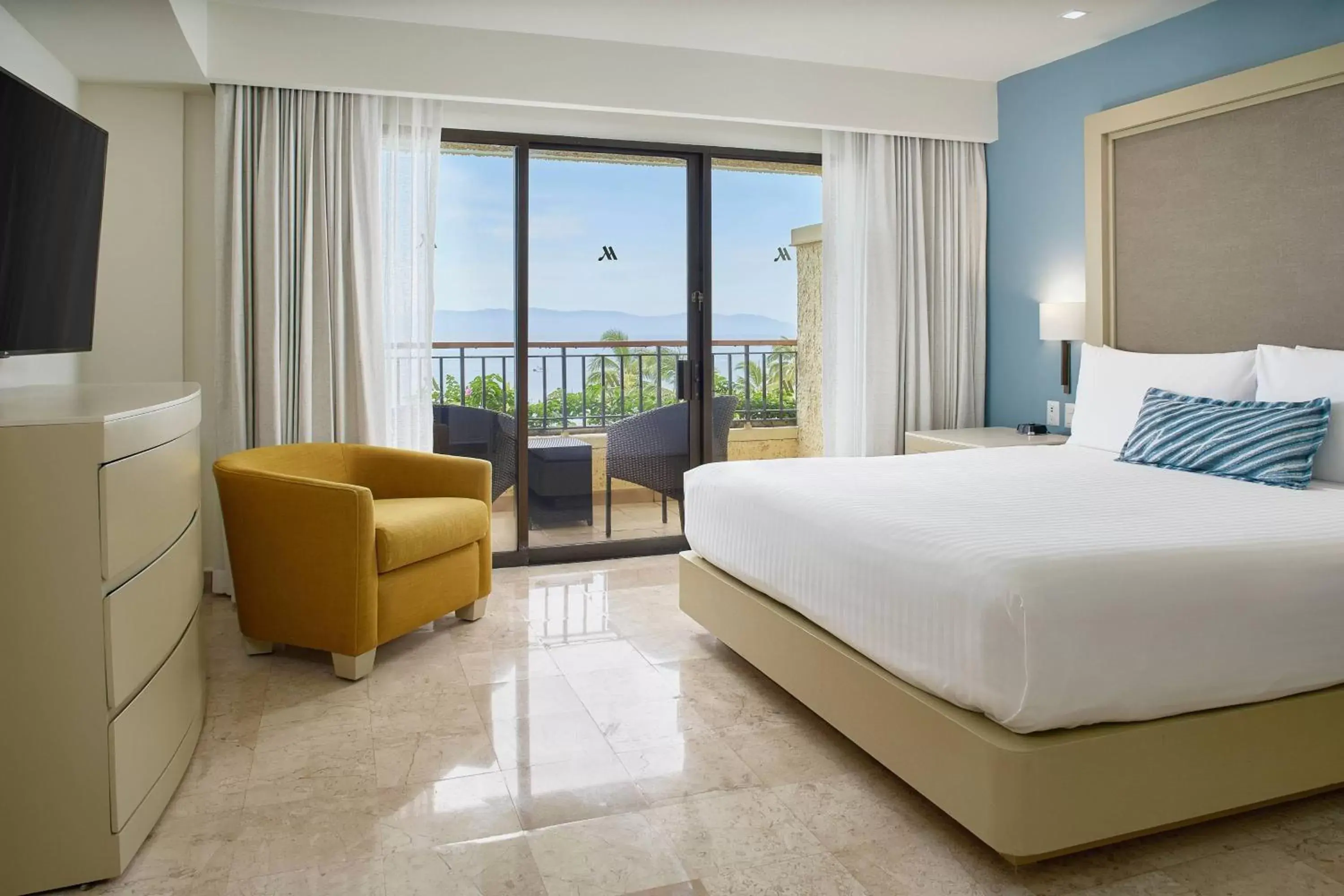 Bedroom in Marriott Puerto Vallarta Resort & Spa