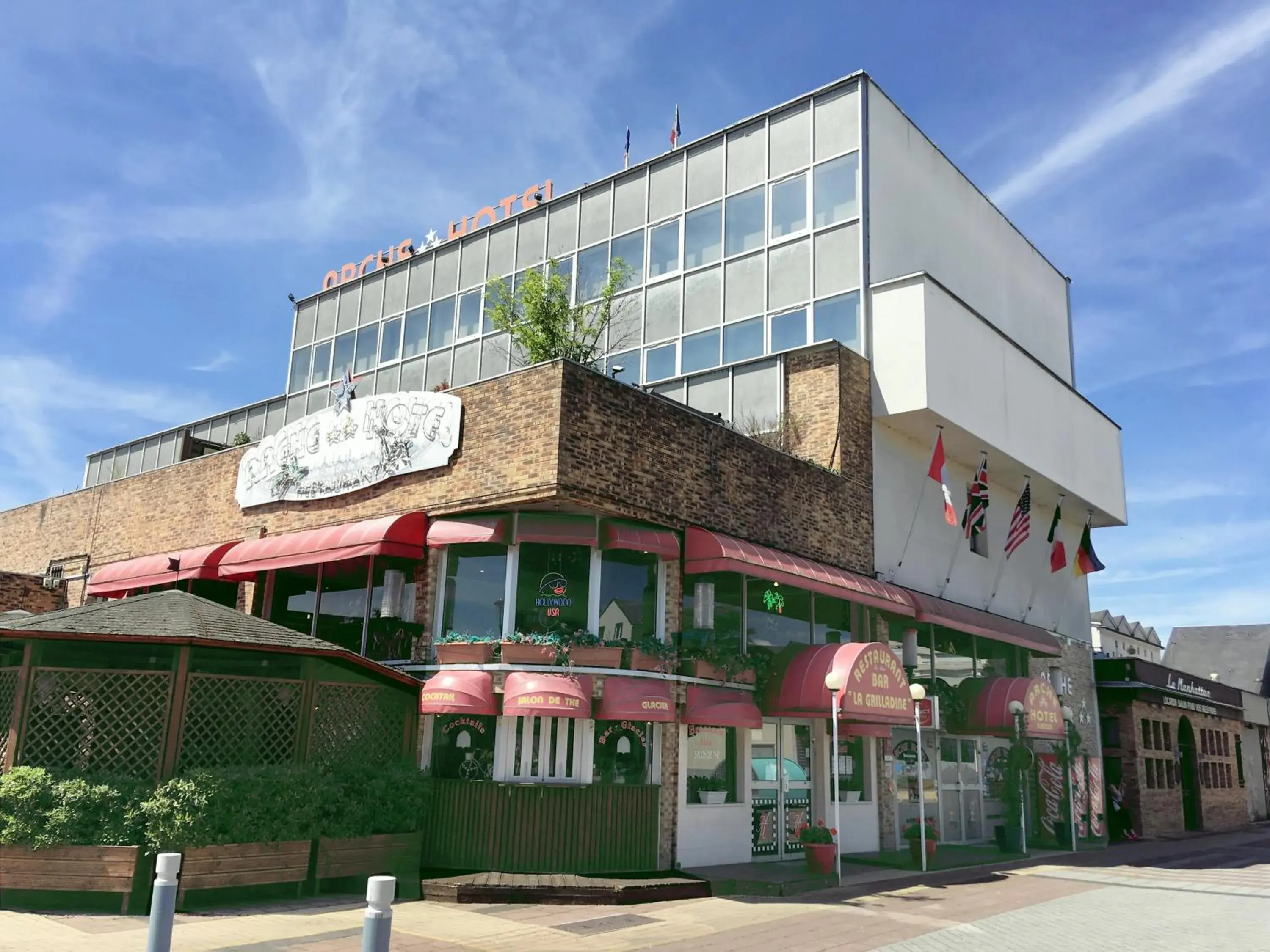 Facade/entrance, Property Building in Arche Hotel