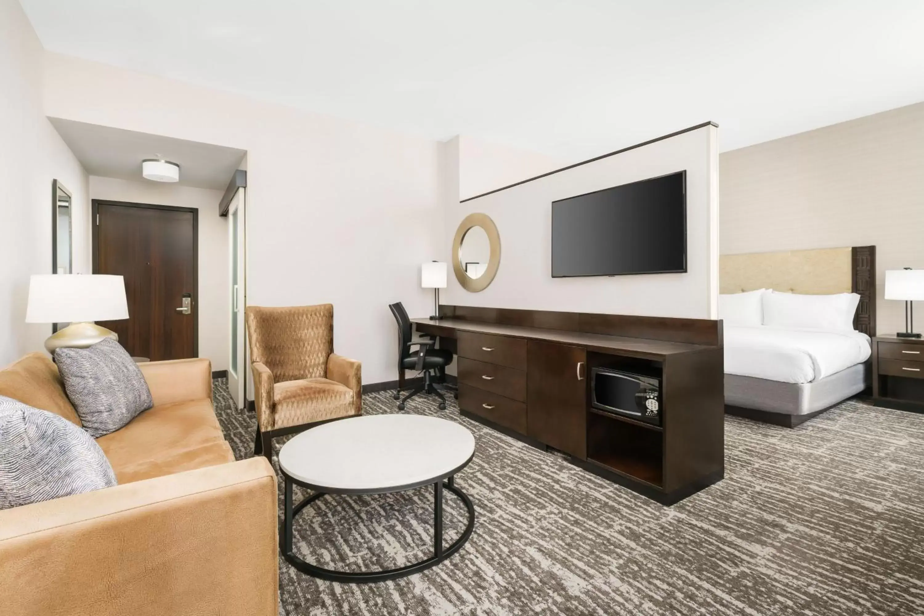 Photo of the whole room, Seating Area in Fairfield Inn & Suites by Marriott New York Midtown Manhattan/Penn Station