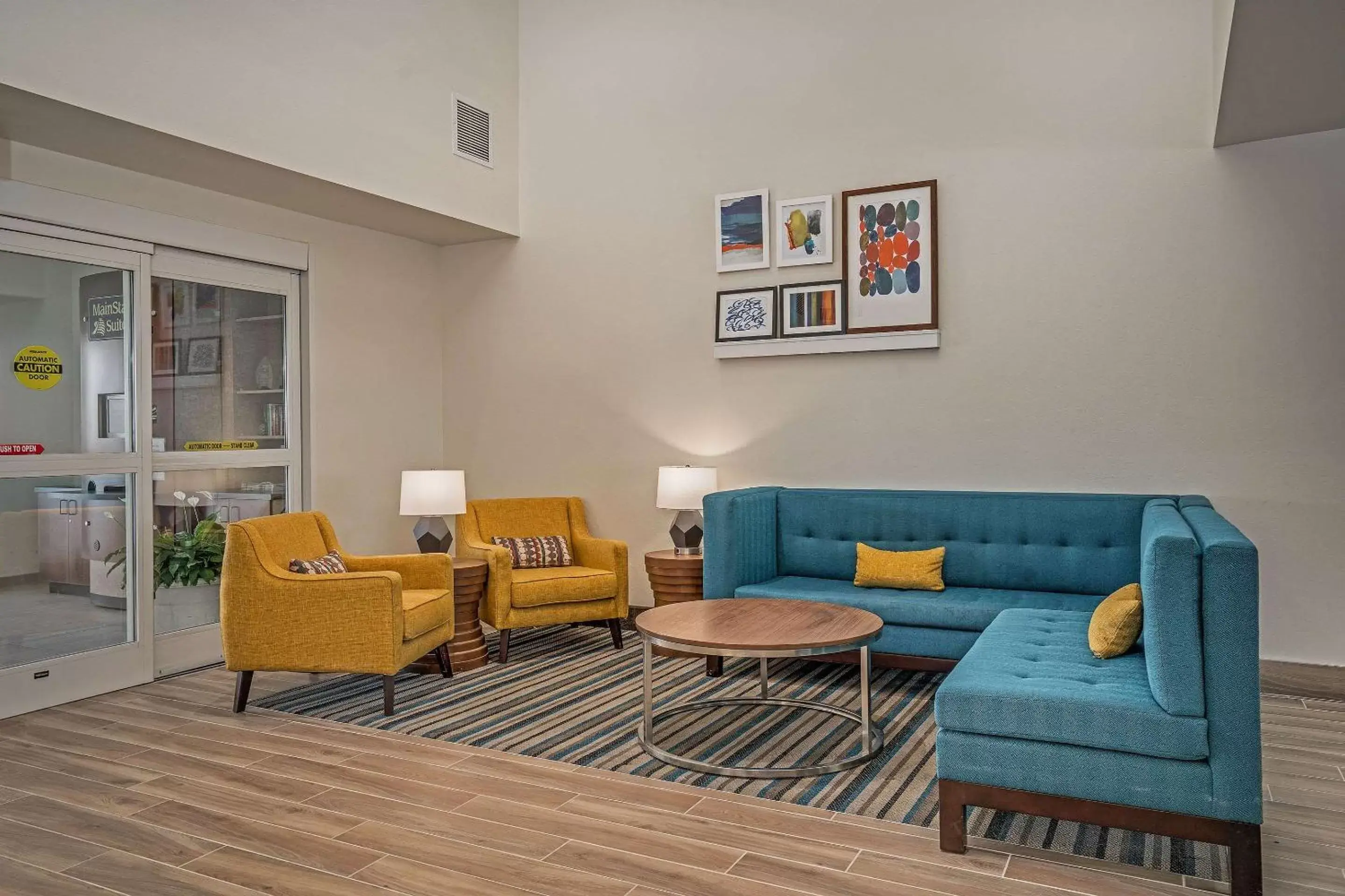Lobby or reception, Seating Area in MainStay Suites Wilmington