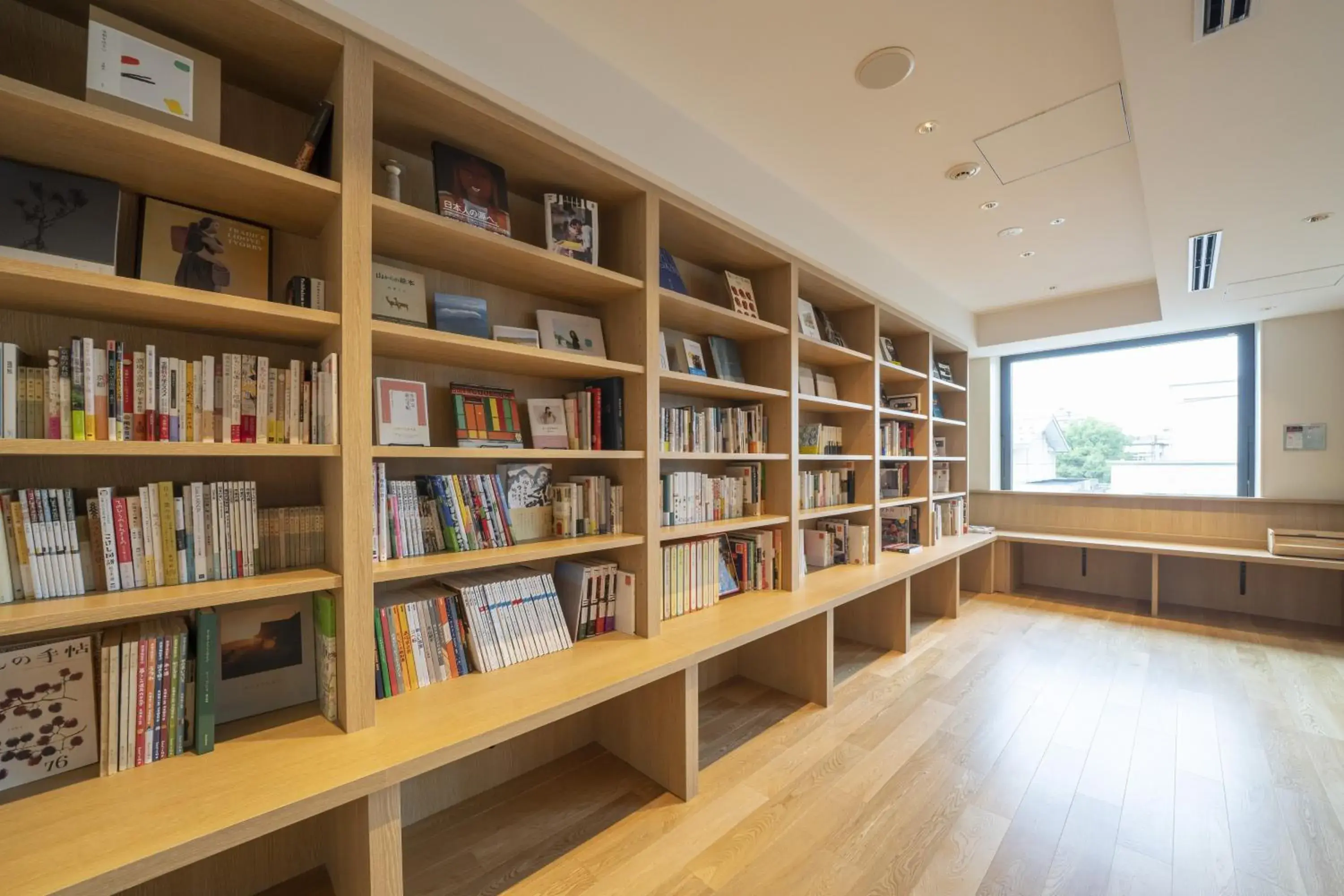 Entertainment, Library in Umekoji Potel KYOTO