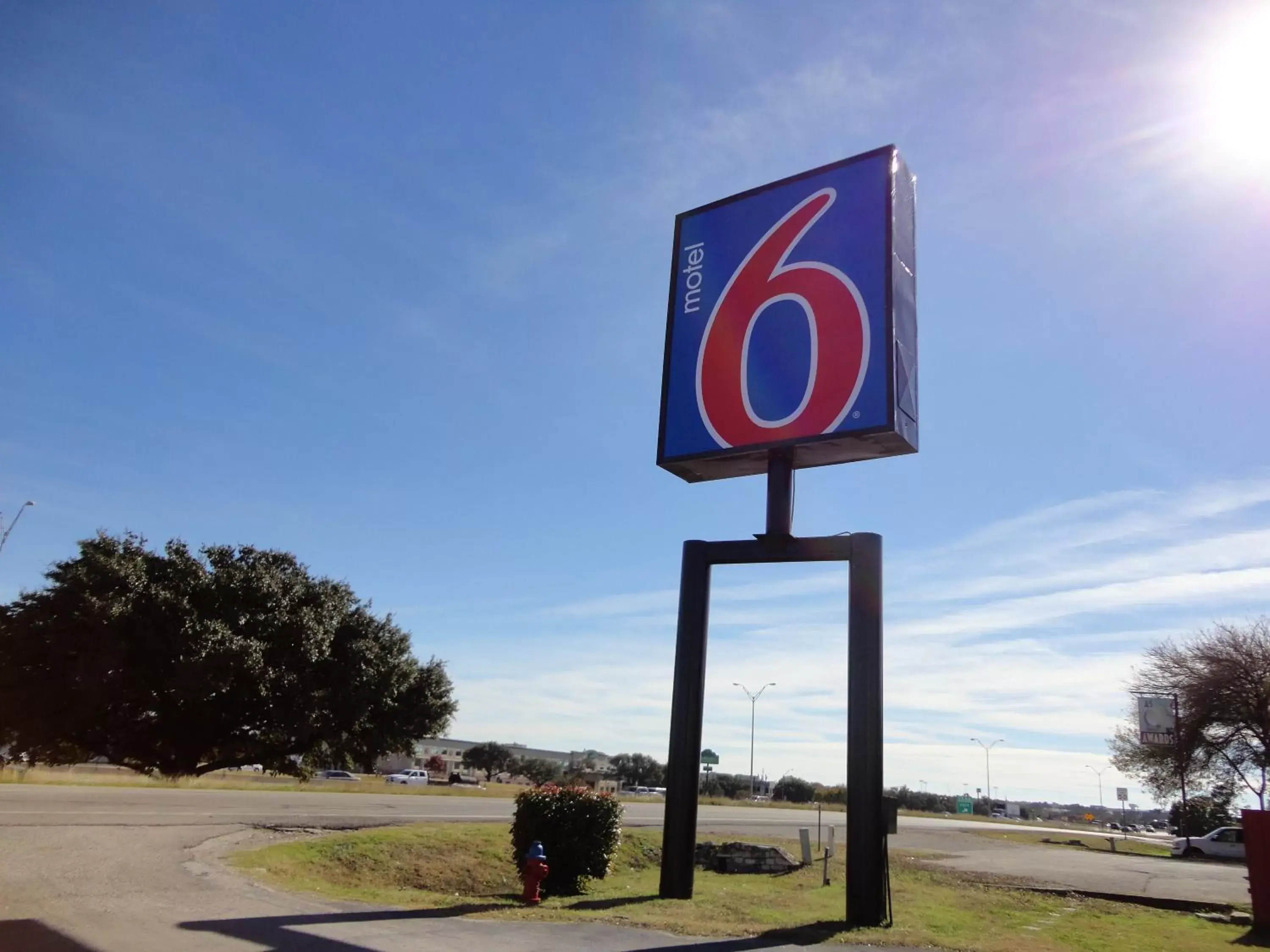 Facade/entrance in Motel 6-Round Rock, TX