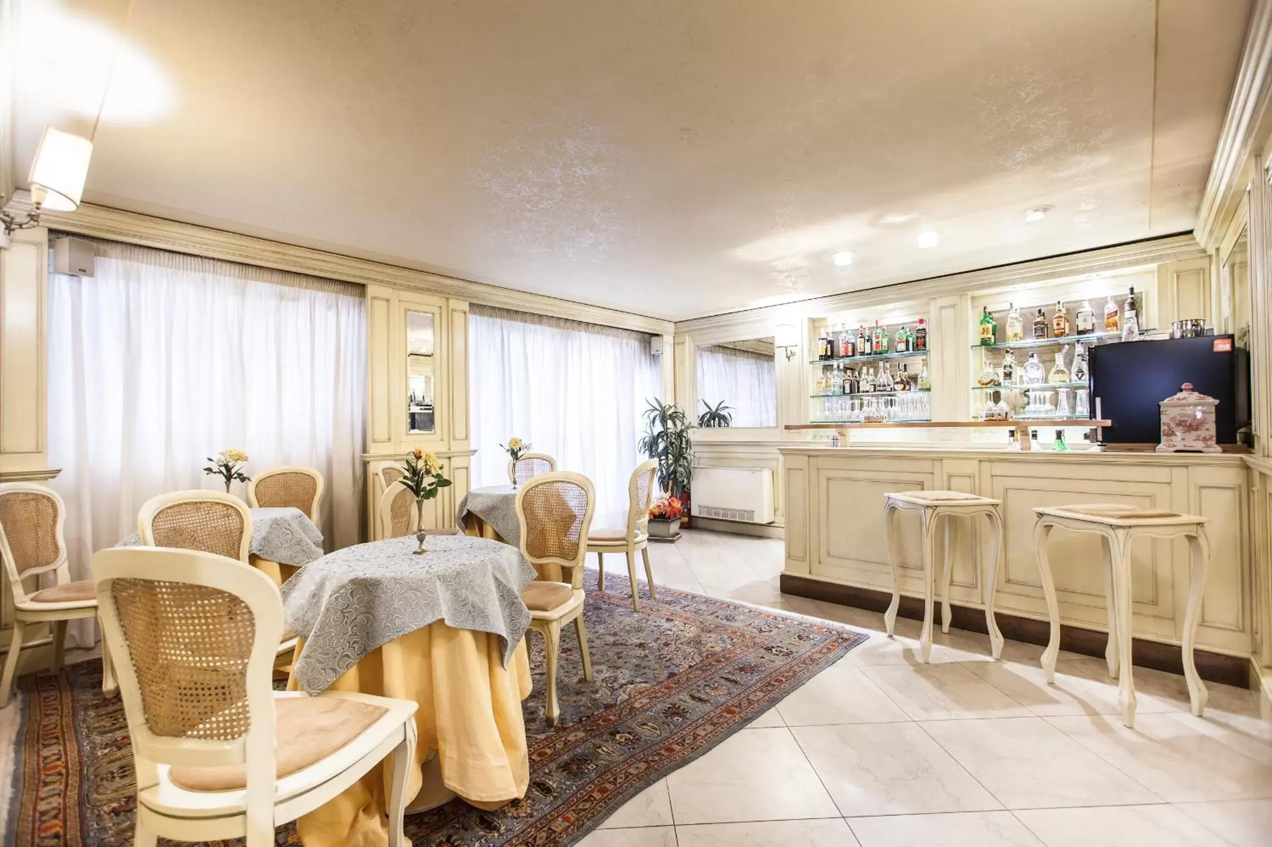 Lounge or bar, Restaurant/Places to Eat in Hotel San Luca