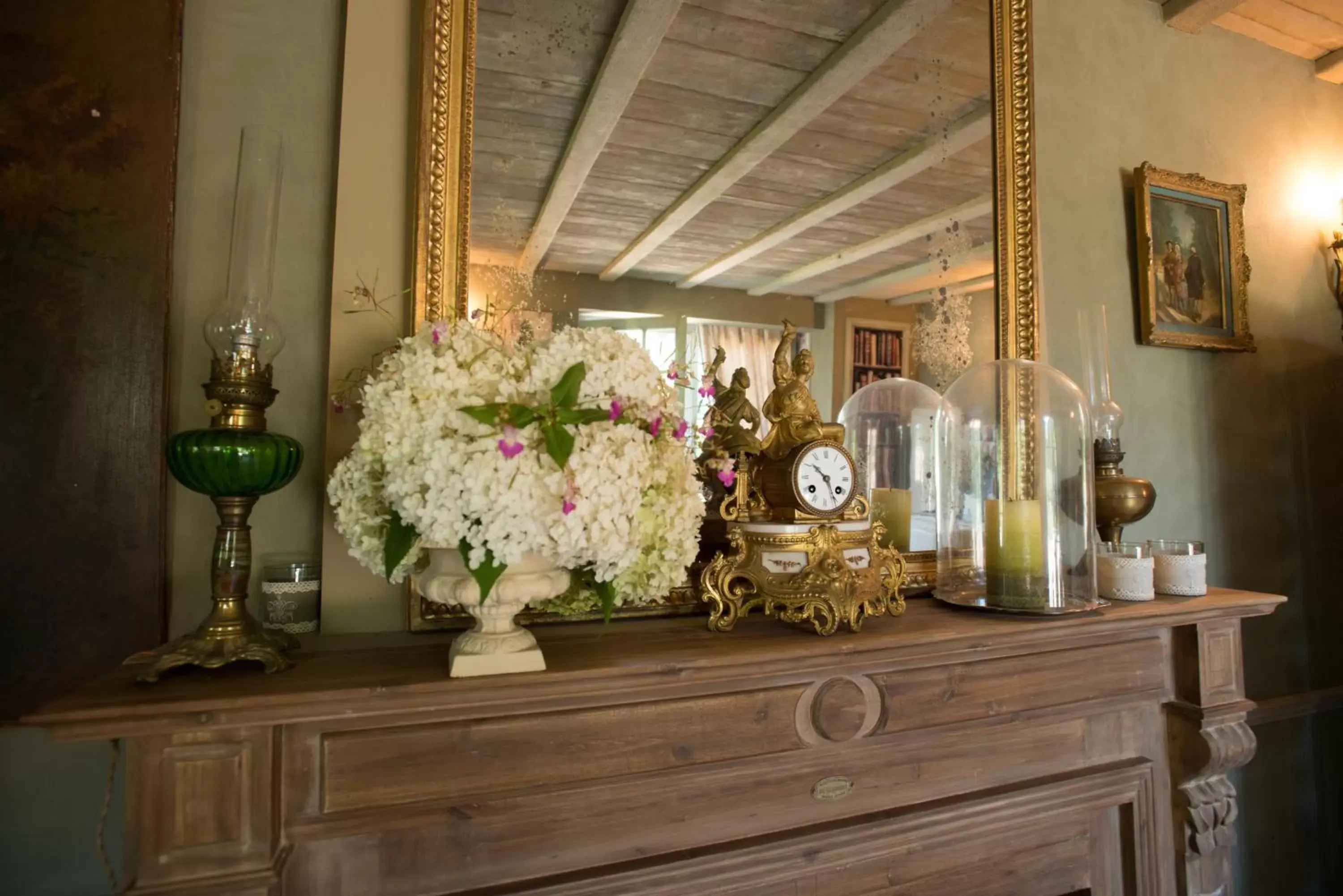 Decorative detail in Le Manoir de Maucartier