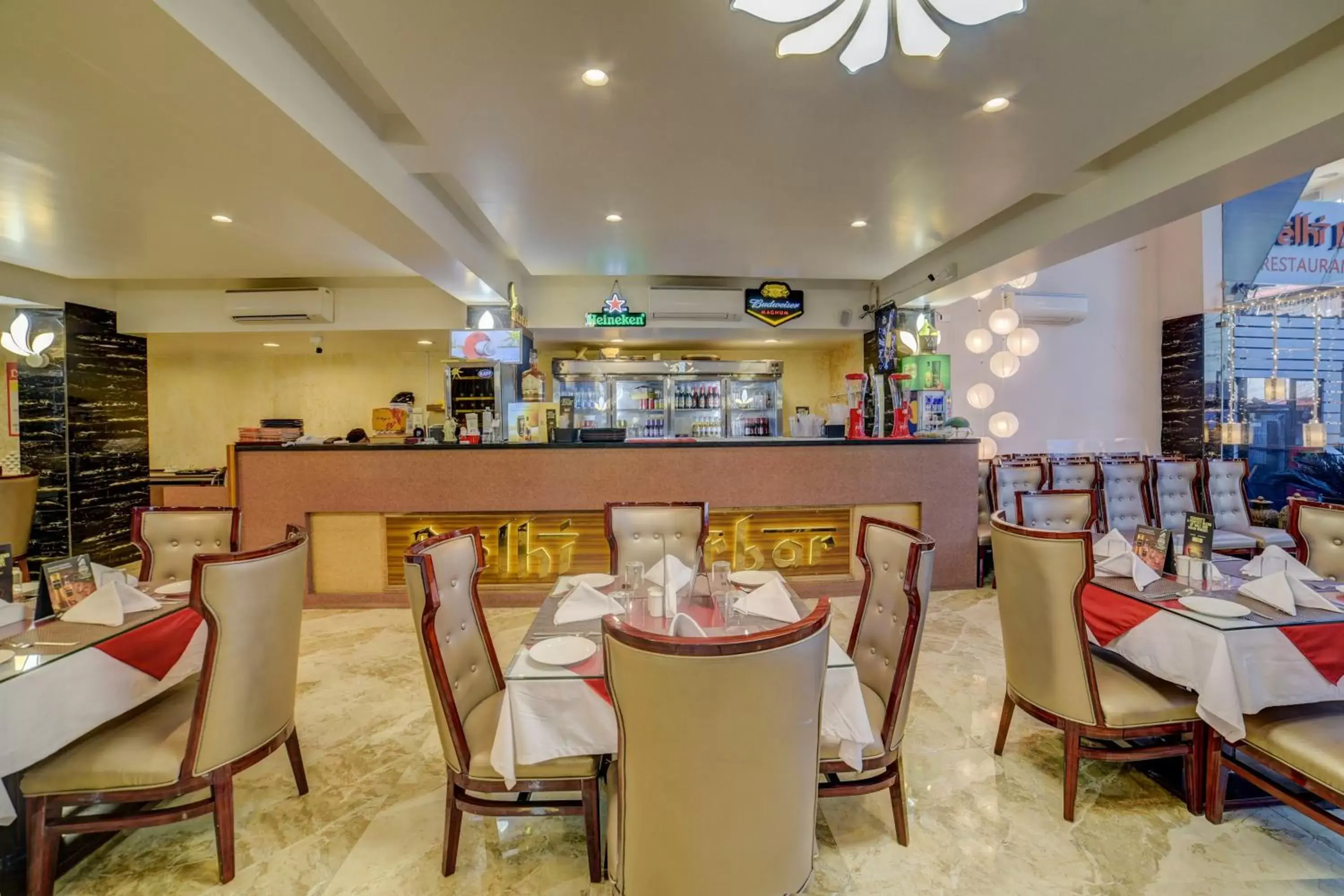 Restaurant/places to eat in Fabhotel Prime Sarala Crown - 500M From Calangute Beach Restaurant/places to eat in Fabhotel Prime Sarala Crown - 500M From Calangute Beach