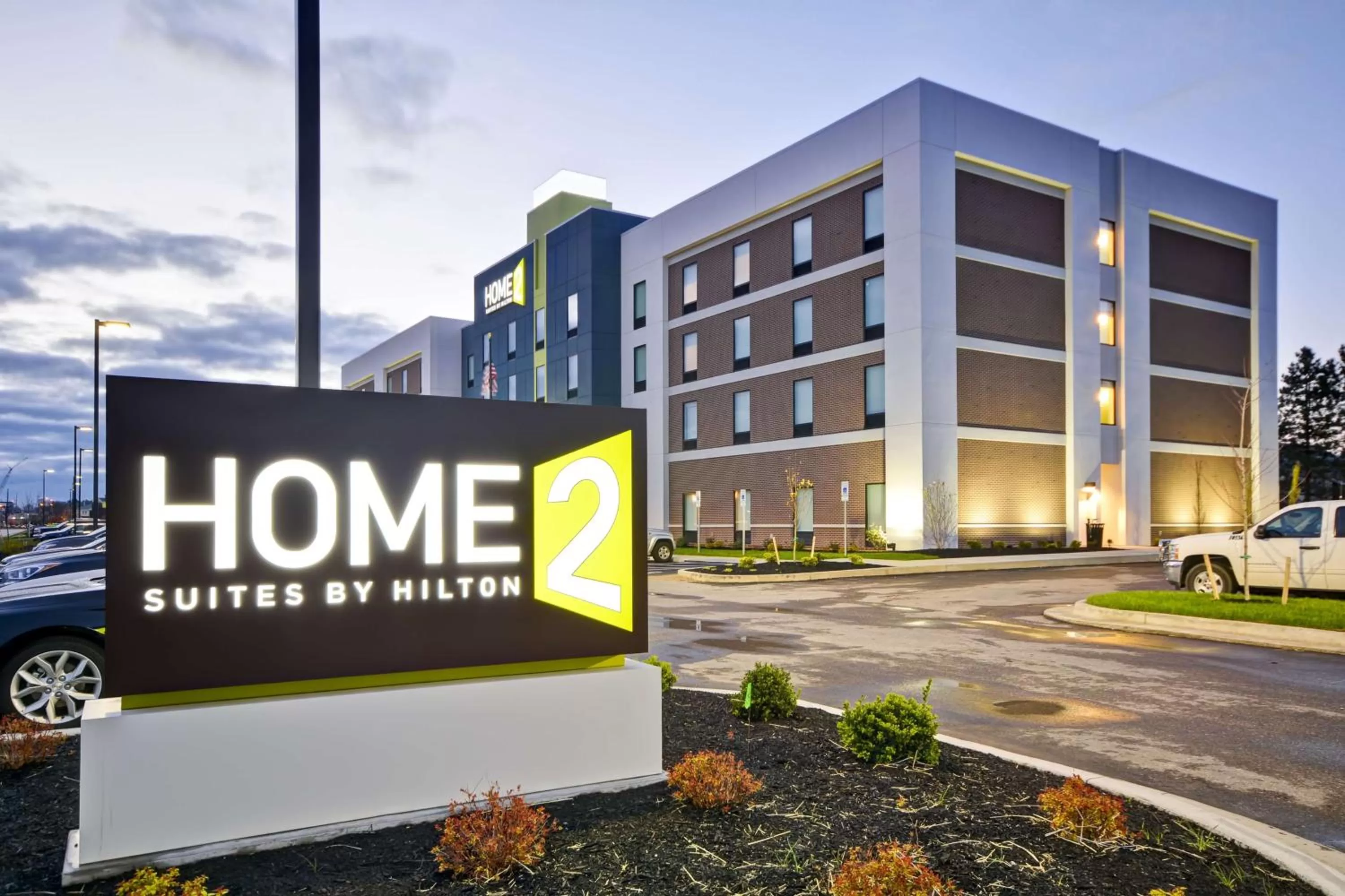 Property building in Home2 Suites By Hilton Evansville